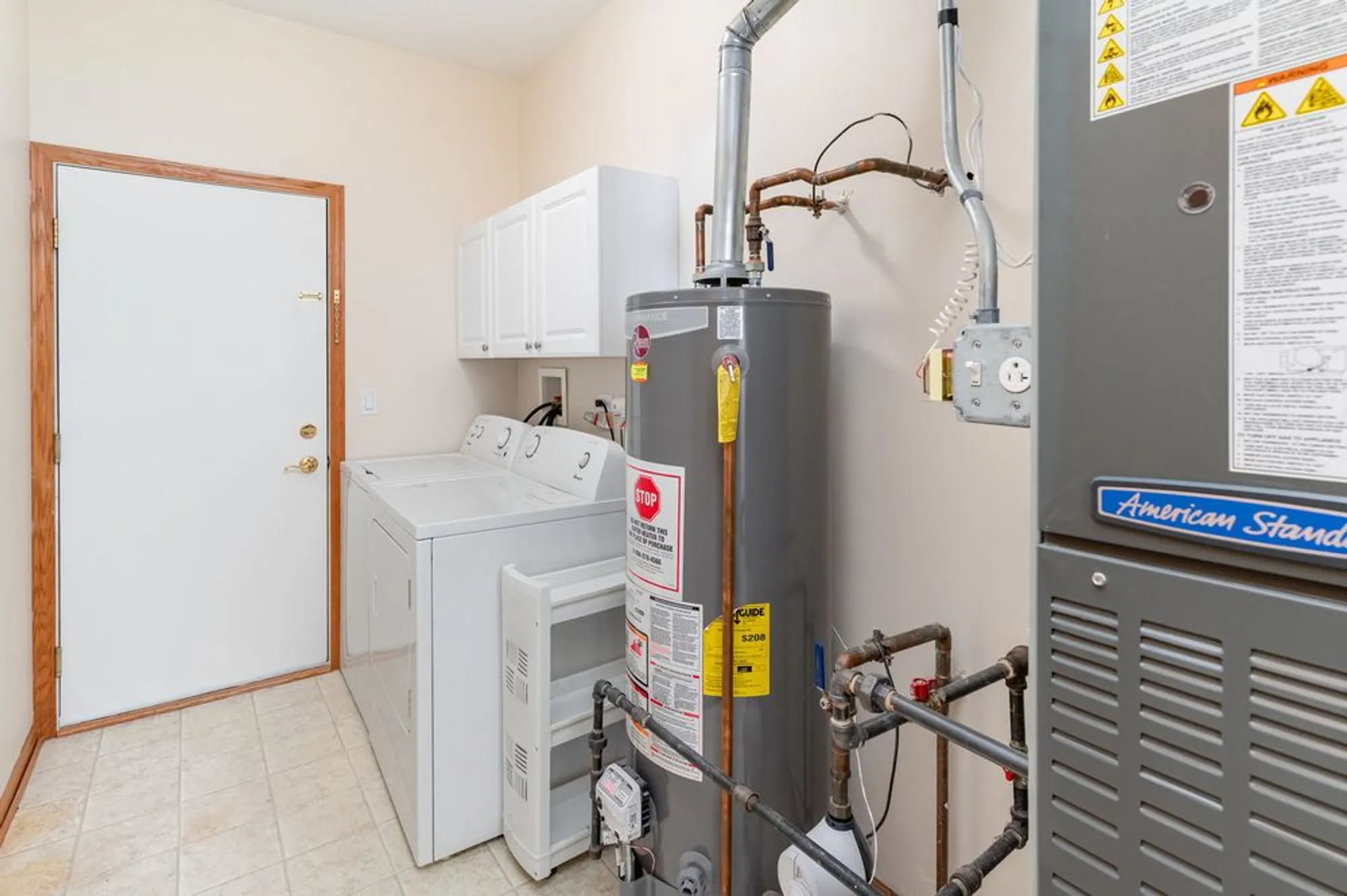 Property Slideshow image 19 of 25 | 16416 crescent lake ct, Crest Hill, IL, 60403