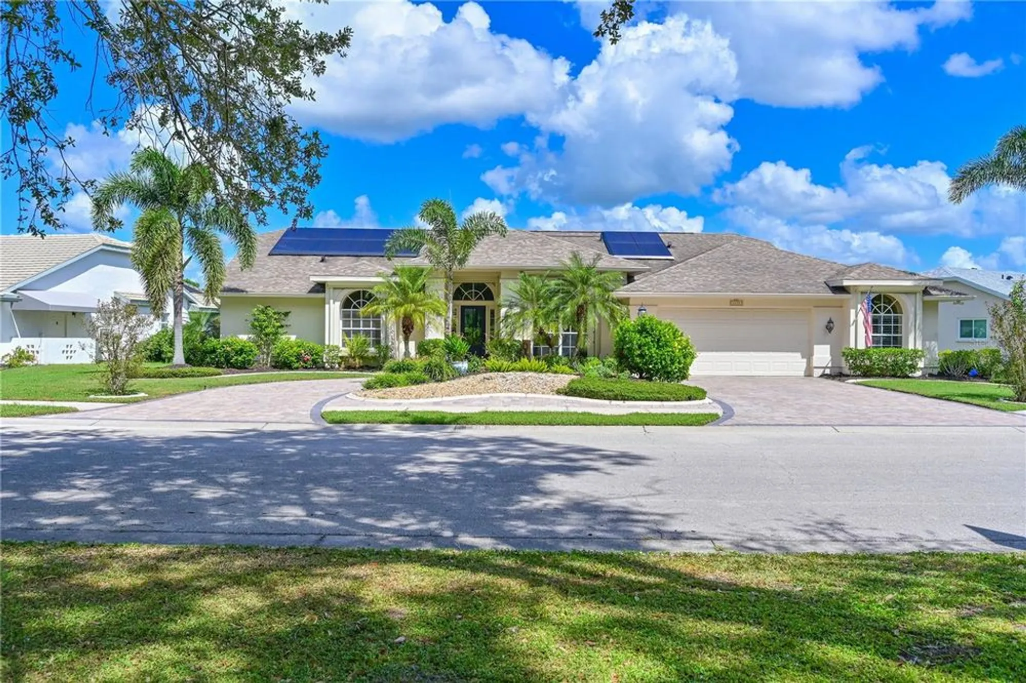 Property Slideshow image 4 of 89 | 6415 turners gap rd, Bradenton, FL, 34203