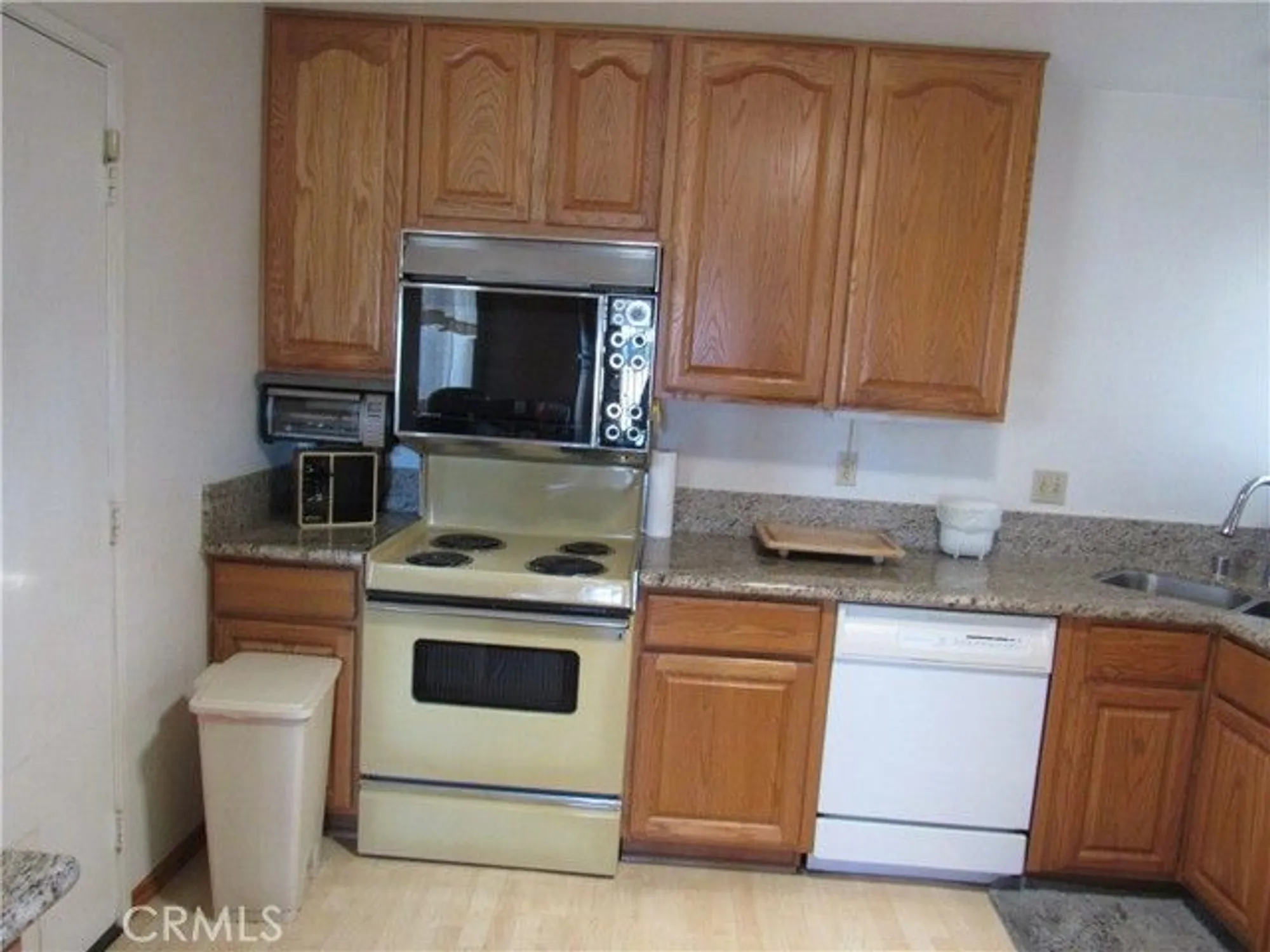 Property Slideshow image 32 of 61 | 26541 chambers ave, Menifee, CA, 92586