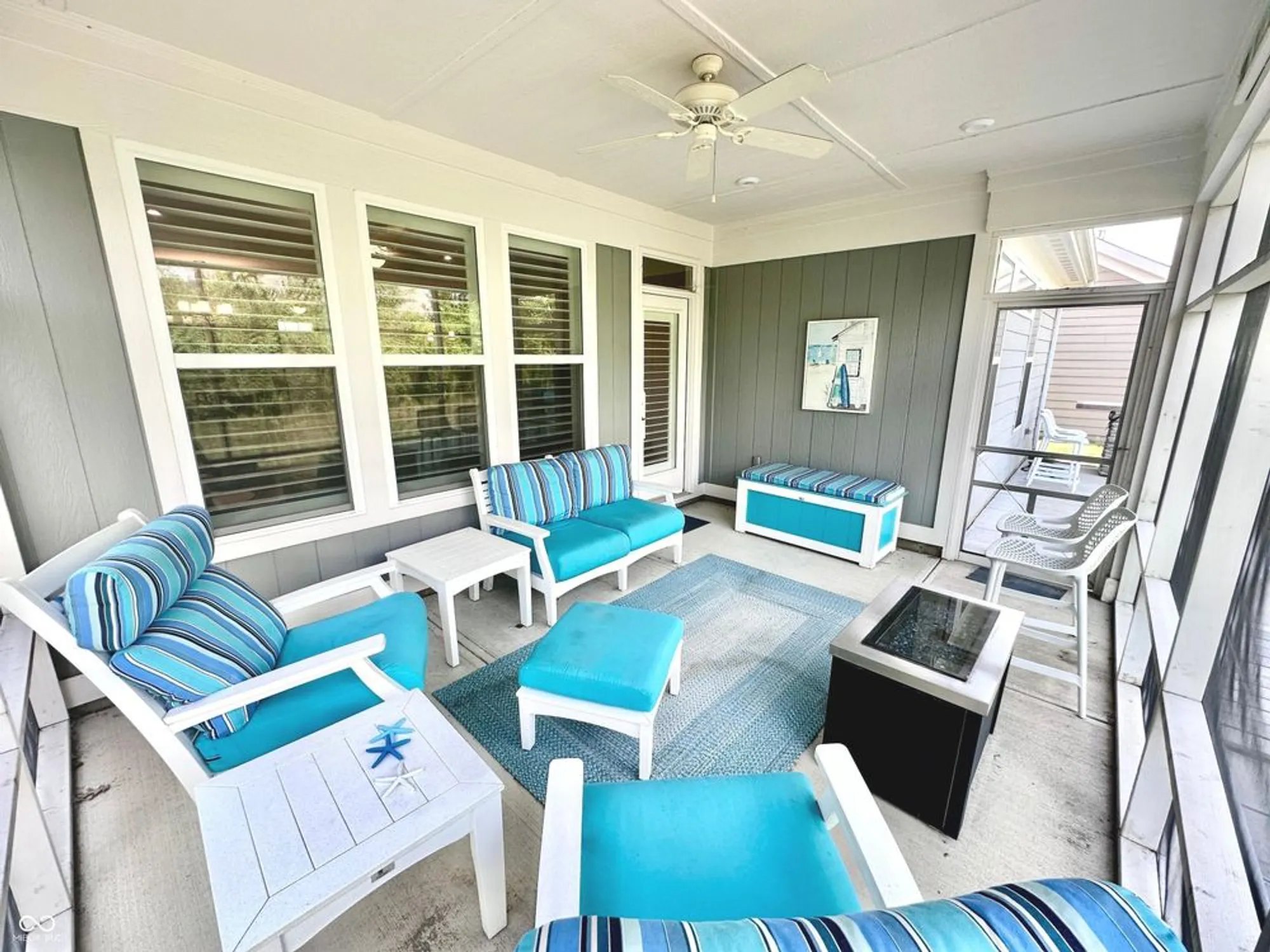 Property Slideshow image 9 of 51 | 5735 lyster ln, Indianapolis, IN, 46239