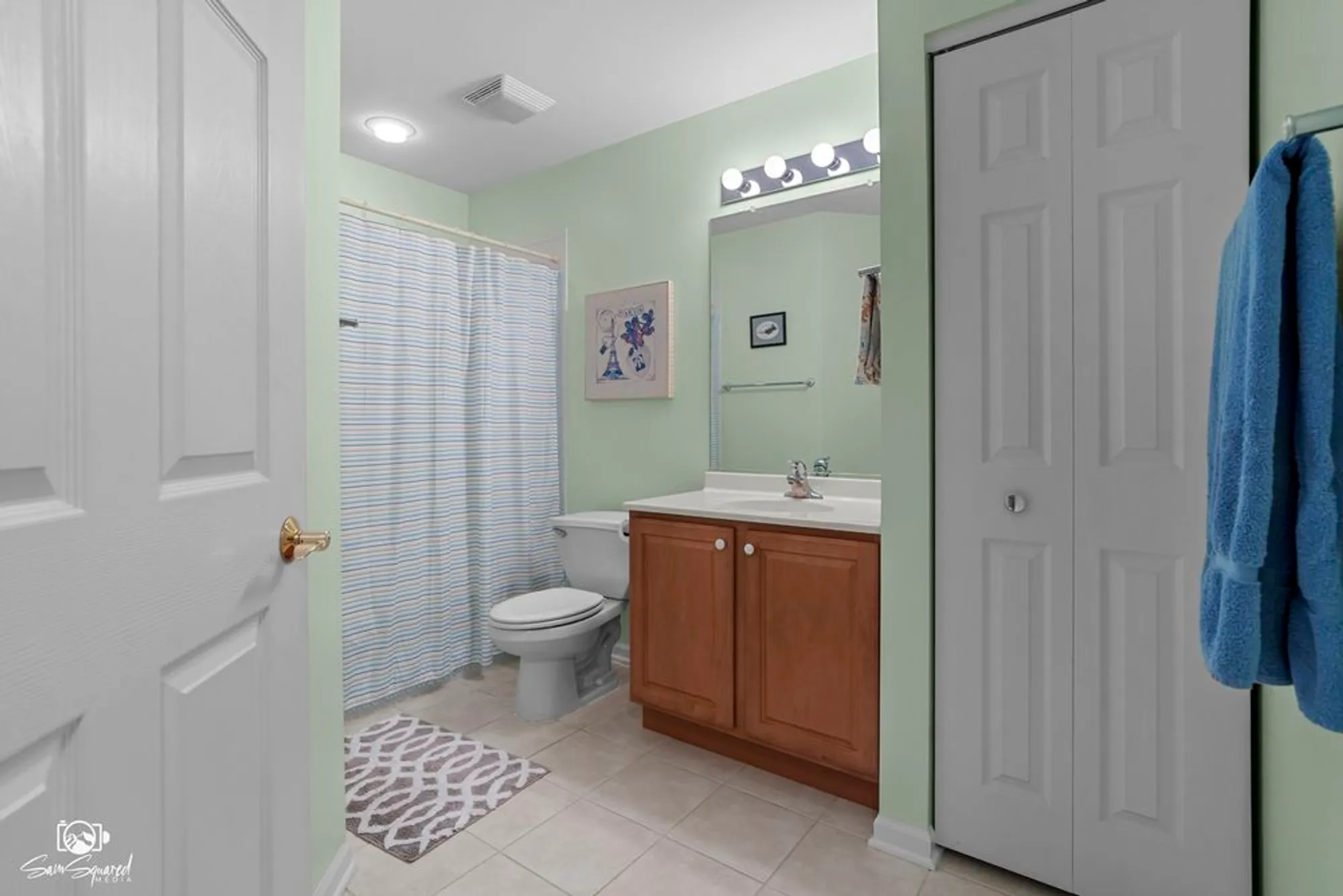 Property Slideshow image 23 of 35 | 1925 timbers edge cir, Joliet, IL, 60431