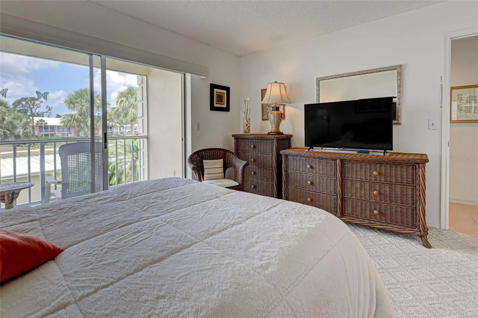 Property Slideshow image 9 of 76 | 418 cerromar ct 261, Venice, FL, 34293