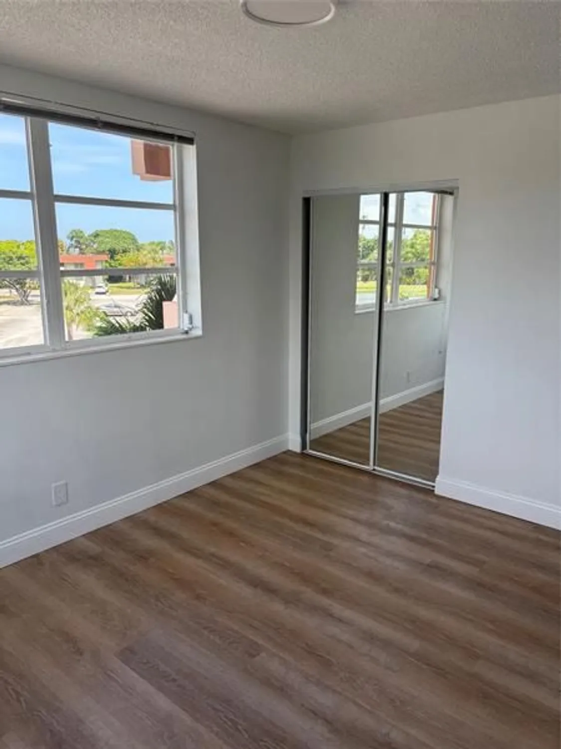 Property Slideshow image 8 of 18 | 3001 nw 46th ave 310, Lauderdale Lakes, FL, 33313