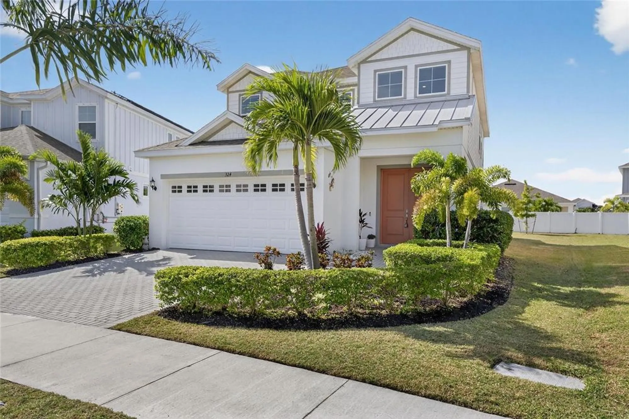 Property Slideshow image 7 of 91 | 324 blackrock ln, Apollo Beach, FL, 33572