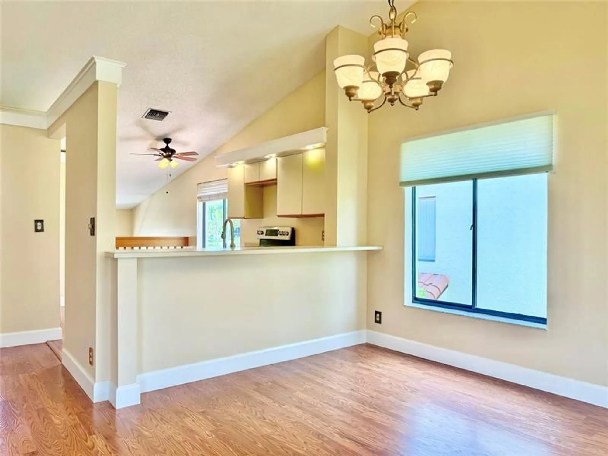 Property Slideshow image 11 of 62 | 10805 bahama palm way apt 201, Boynton Beach, FL, 33437