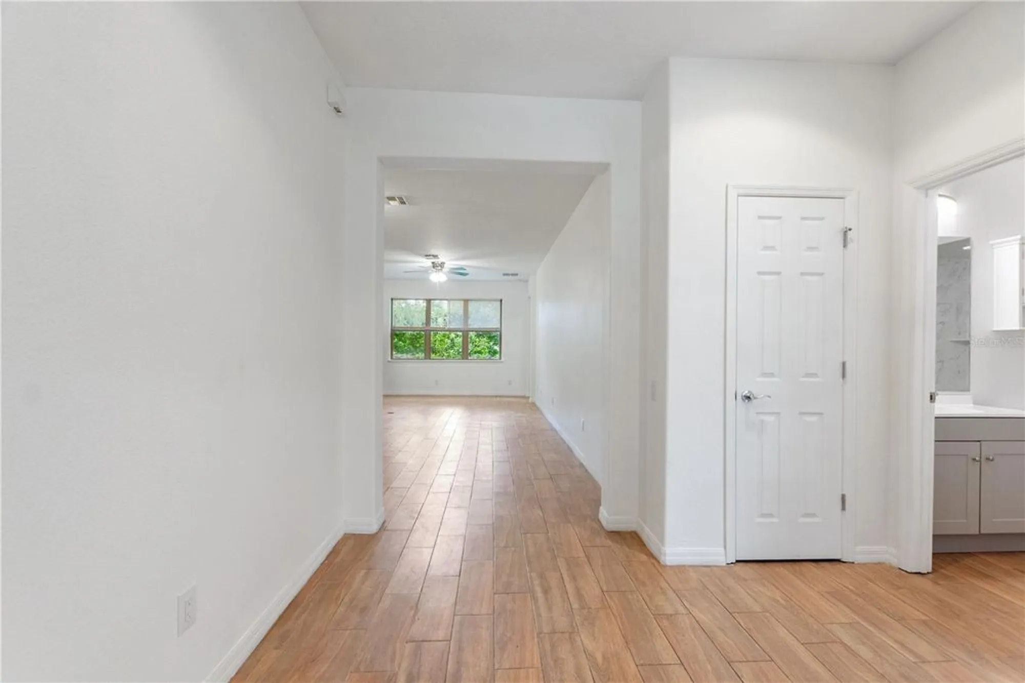 Property Slideshow image 14 of 35 | 519 cadiz dr, Davenport, FL, 33837