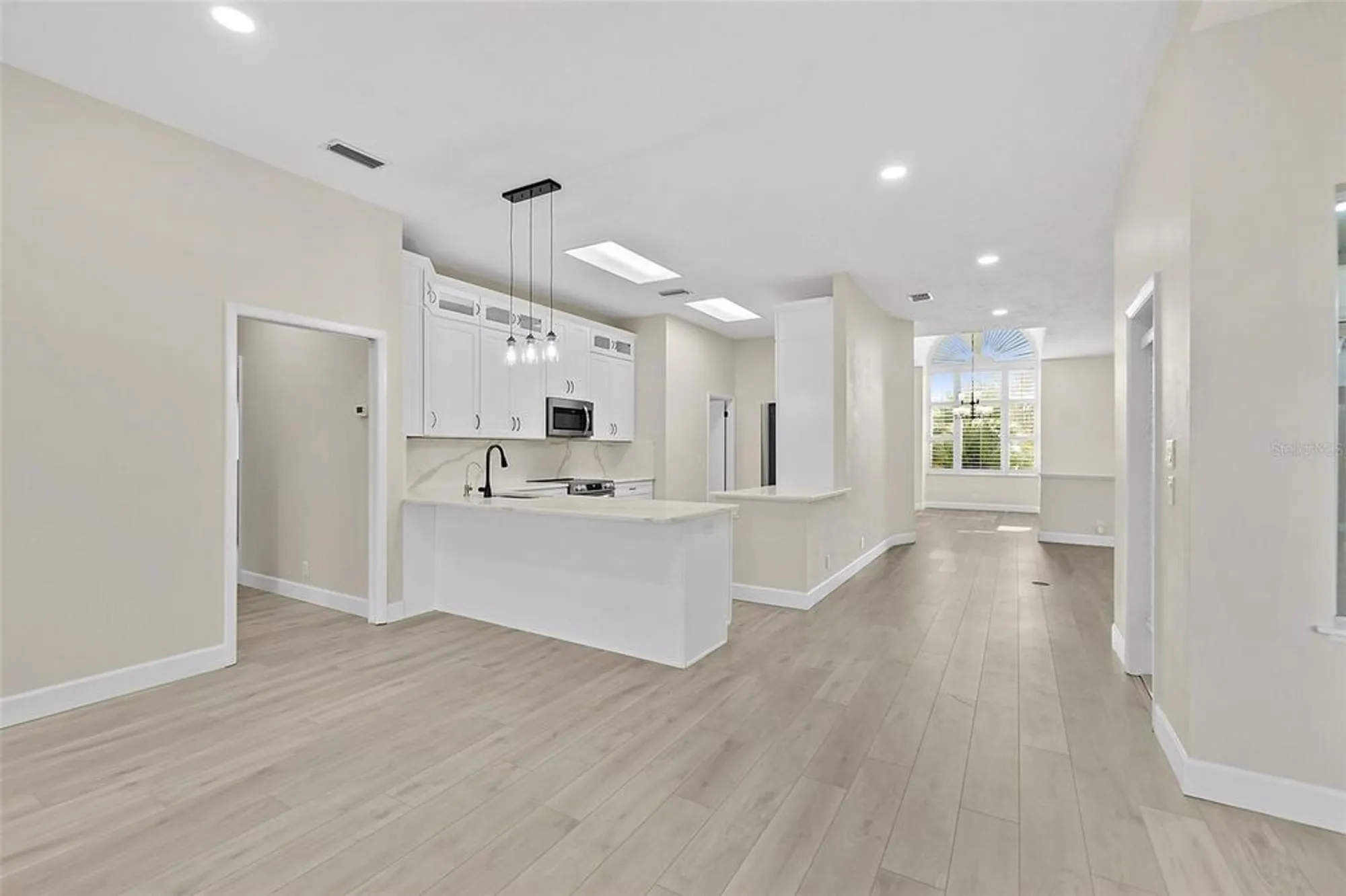 Property Slideshow image 15 of 56 | 38 kingsley cir, Ormond Beach, FL, 32174