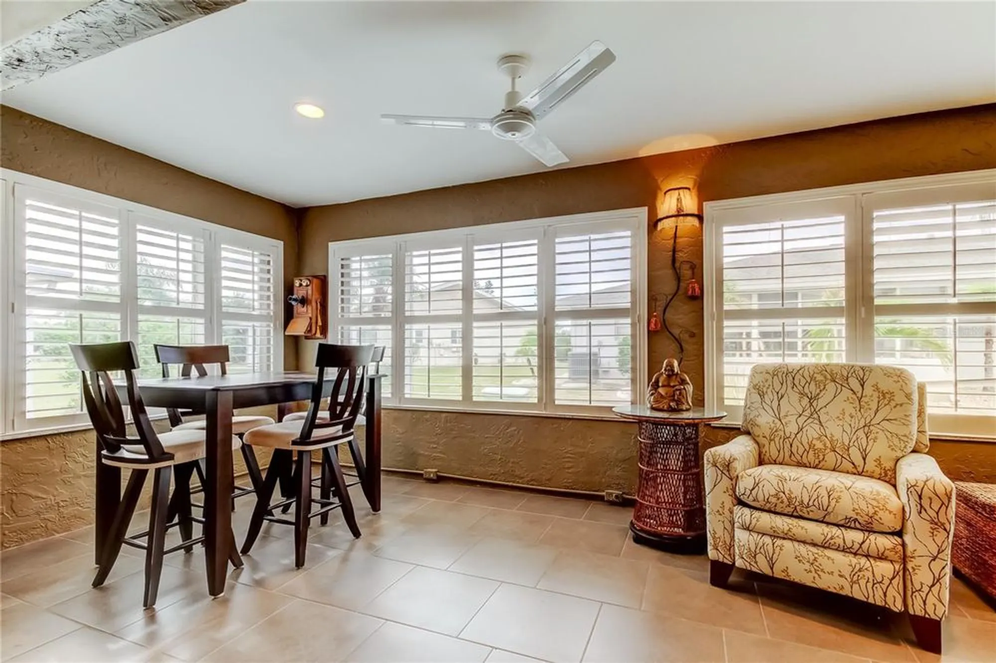 Property Slideshow image 30 of 77 | 329 club manor dr, Sun City Center, FL, 33573