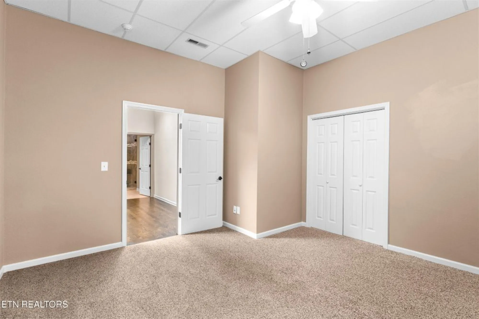 Property Slideshow image 43 of 60 | 407 tecumseh pt, Loudon, TN, 37774