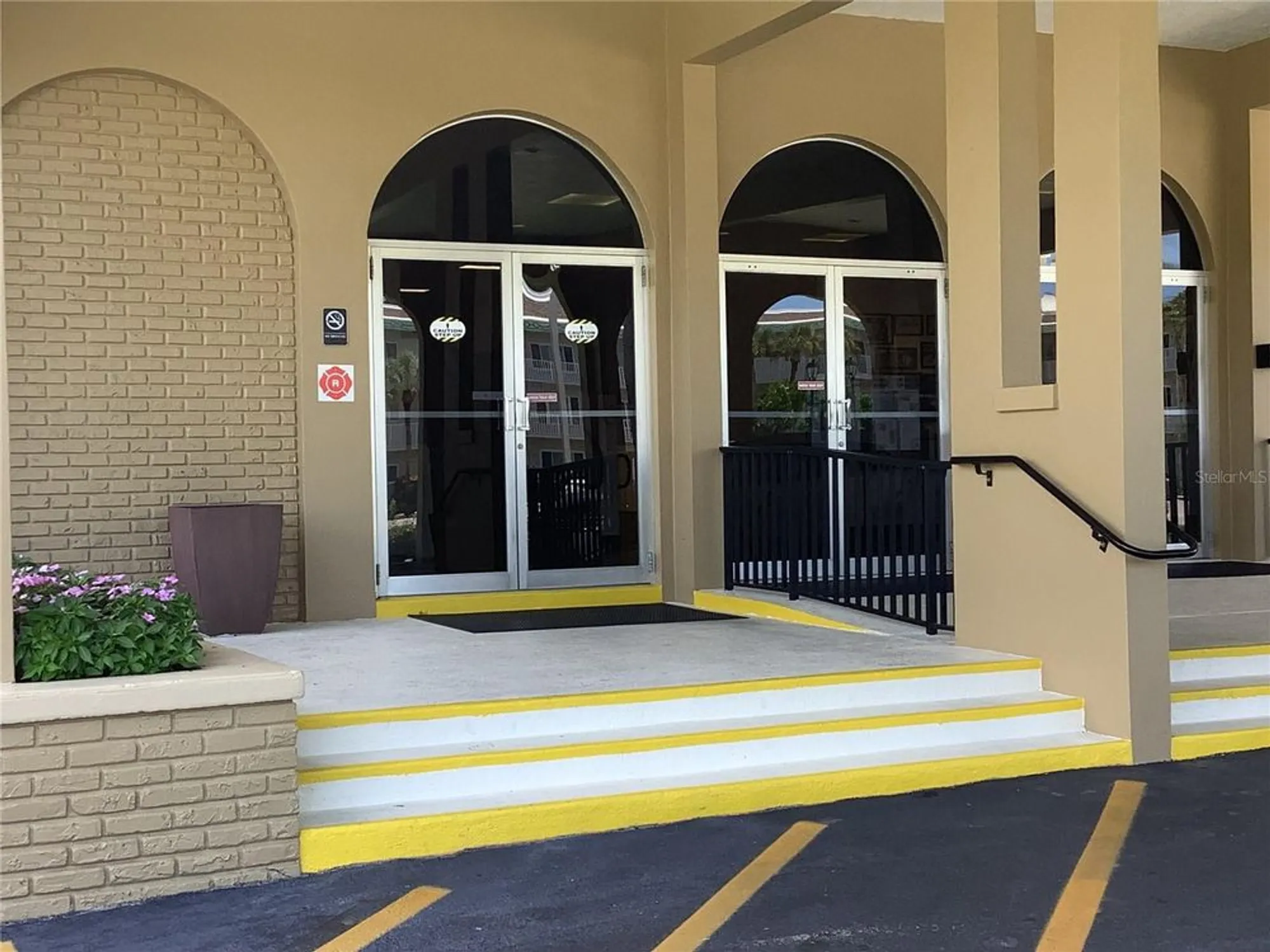 Property Slideshow image 53 of 65 | 2433 brazilia dr apt 43, Clearwater, FL, 33763