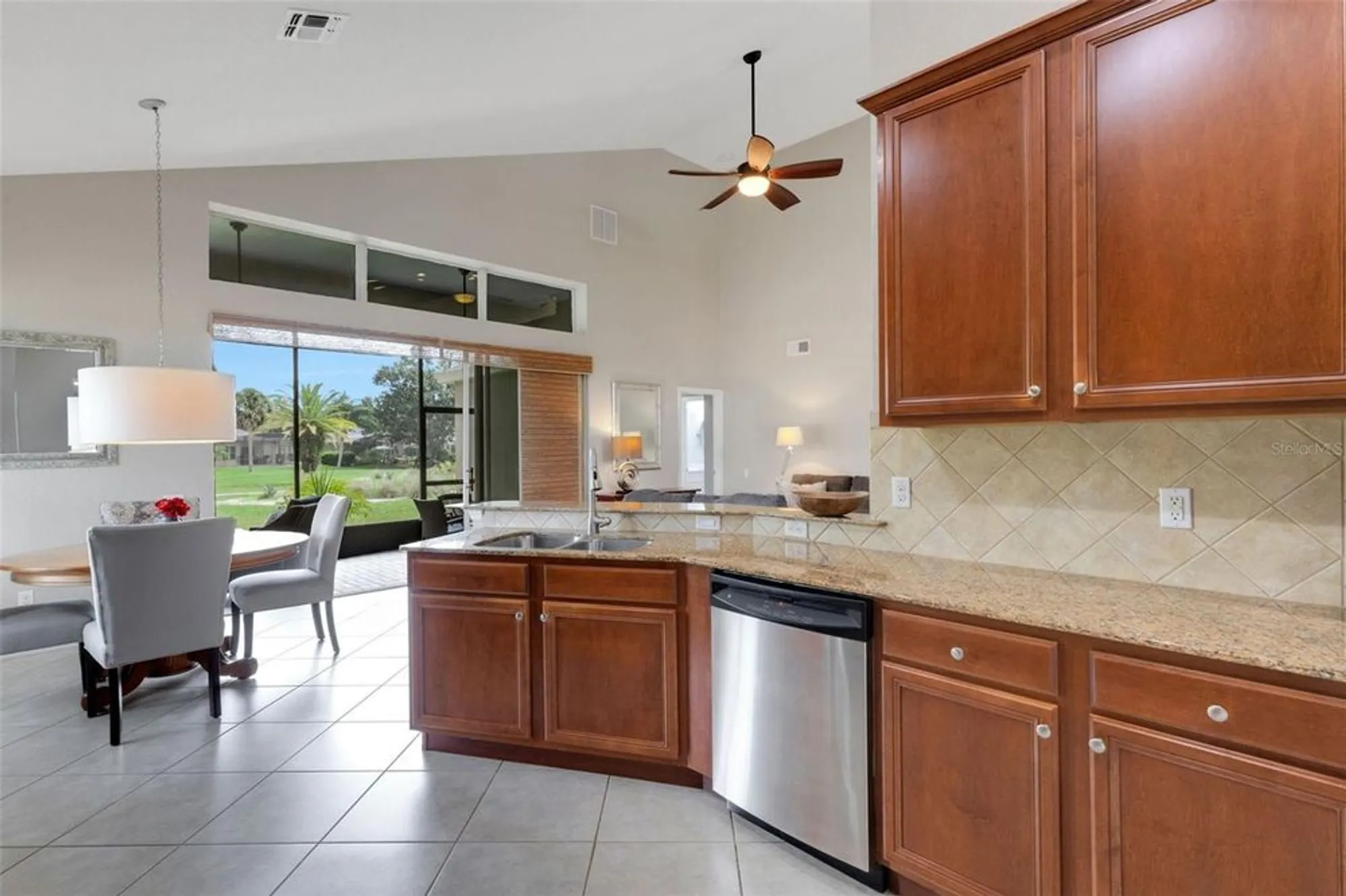 Property Slideshow image 19 of 77 | 336 del sol ave, Davenport, FL, 33837