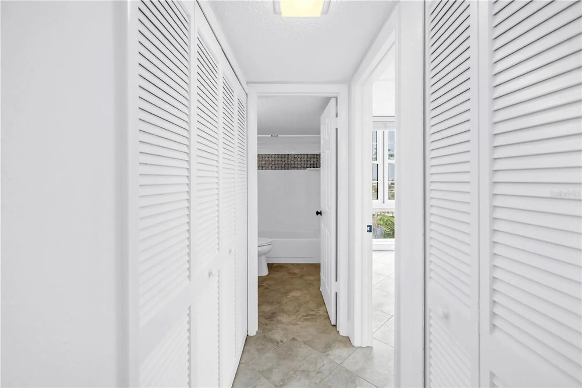 Property Slideshow image 12 of 44 | 7700 sun island dr 401, South Pasadena, FL, 33707