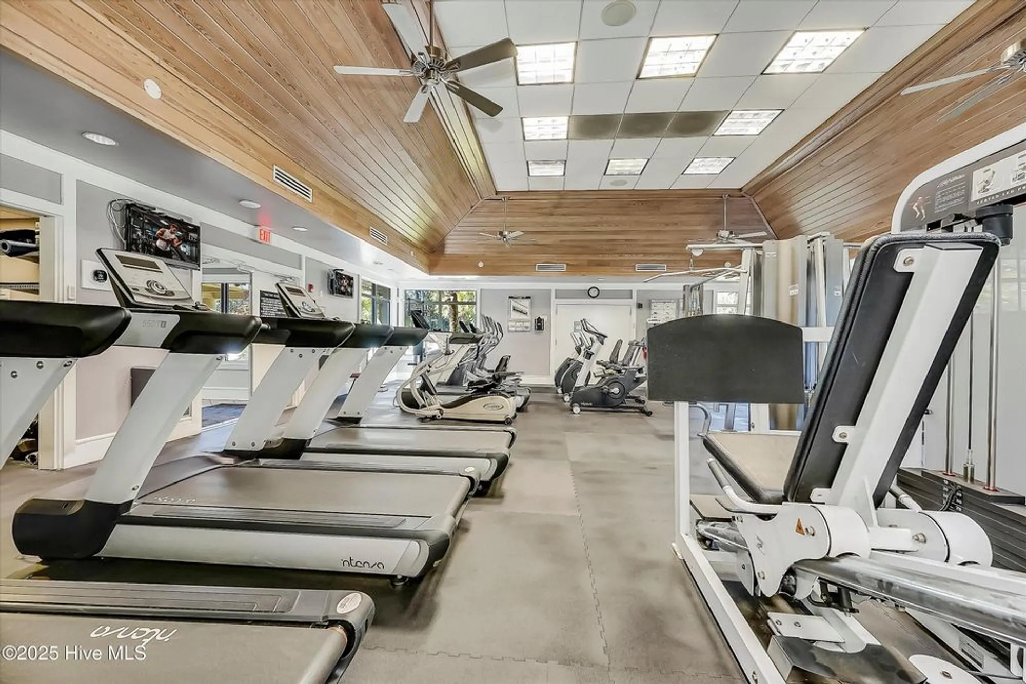 Property Slideshow image 45 of 73 | 102 reflection ct, Ocean Isle Beach, NC, 28469