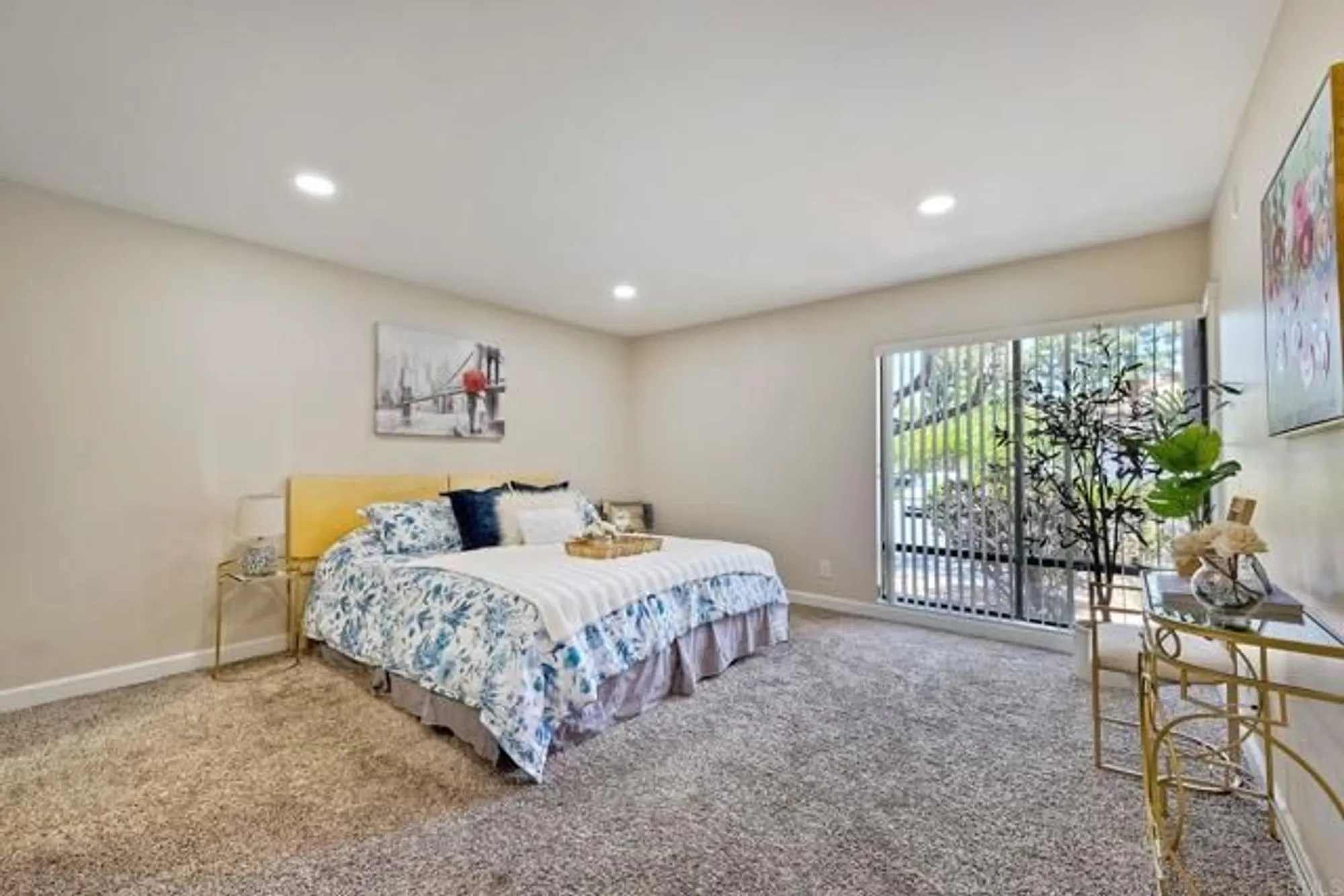 Property Slideshow image 15 of 31 | 12505 oaks north dr 141, San Diego, CA, 92128