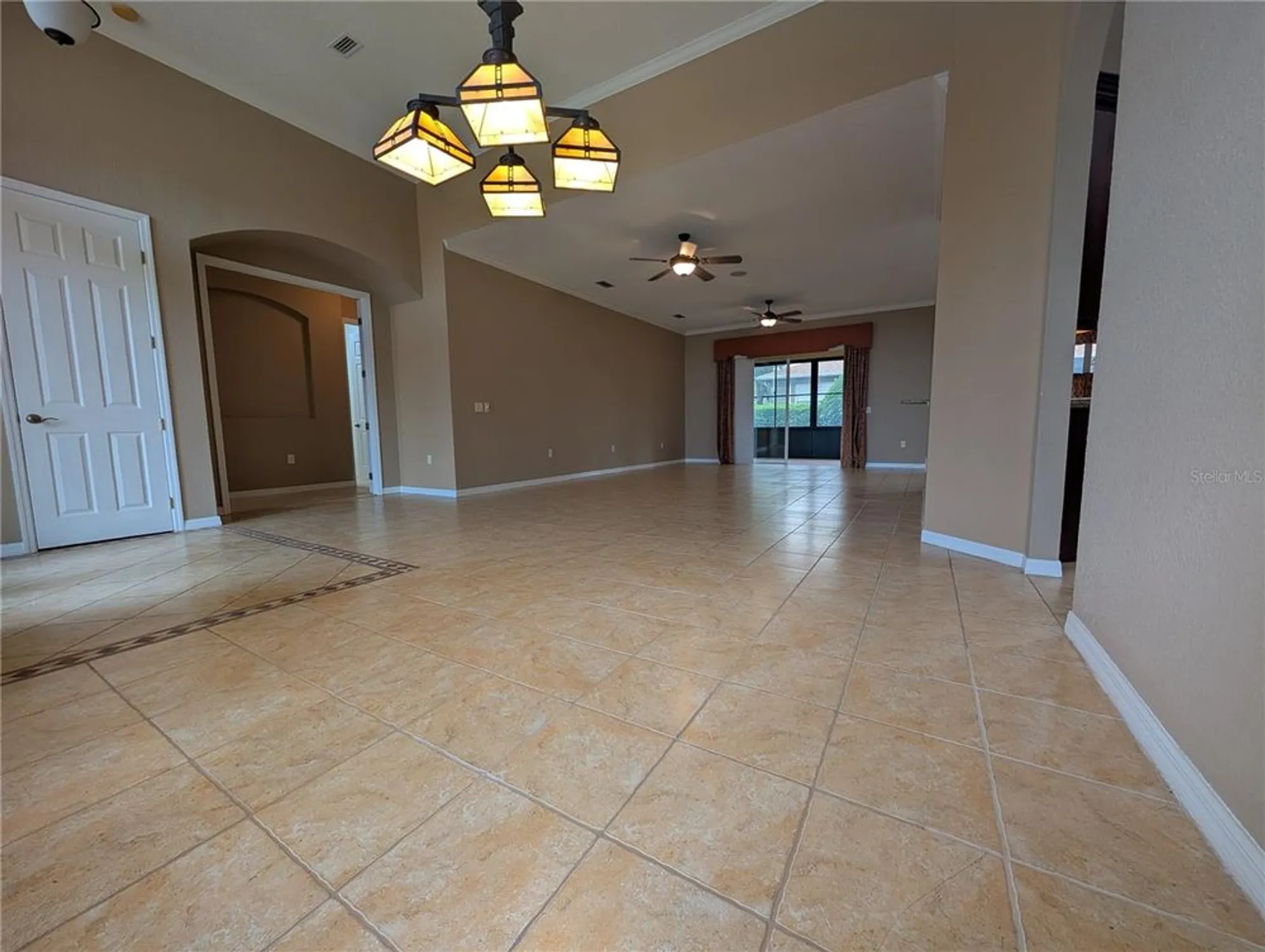 Property Slideshow image 6 of 64 | 4496 strathmore dr, Lake Wales, FL, 33859