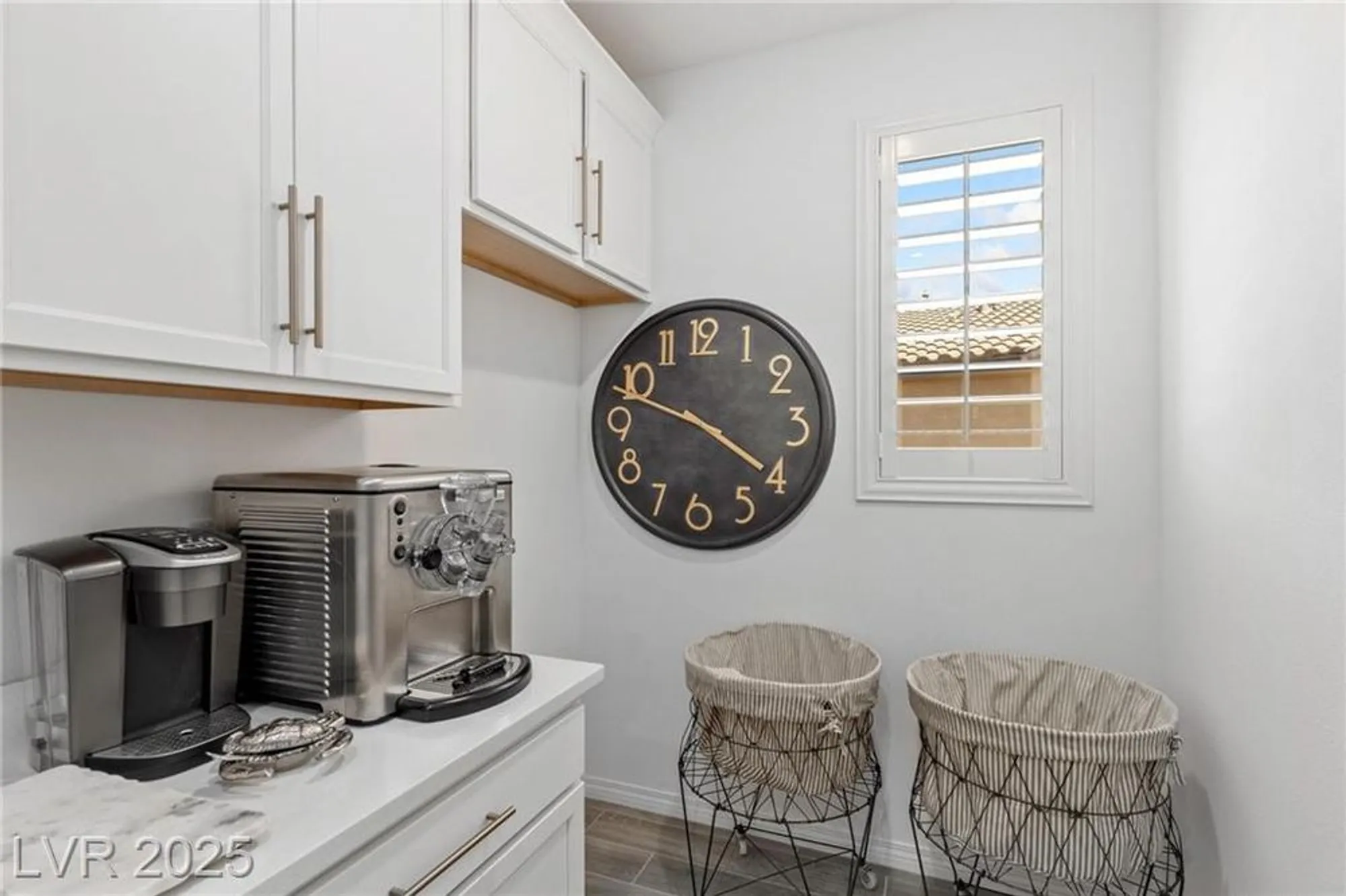 Property Slideshow image 13 of 44 | 25 red creek bluff st, Henderson, NV, 89011