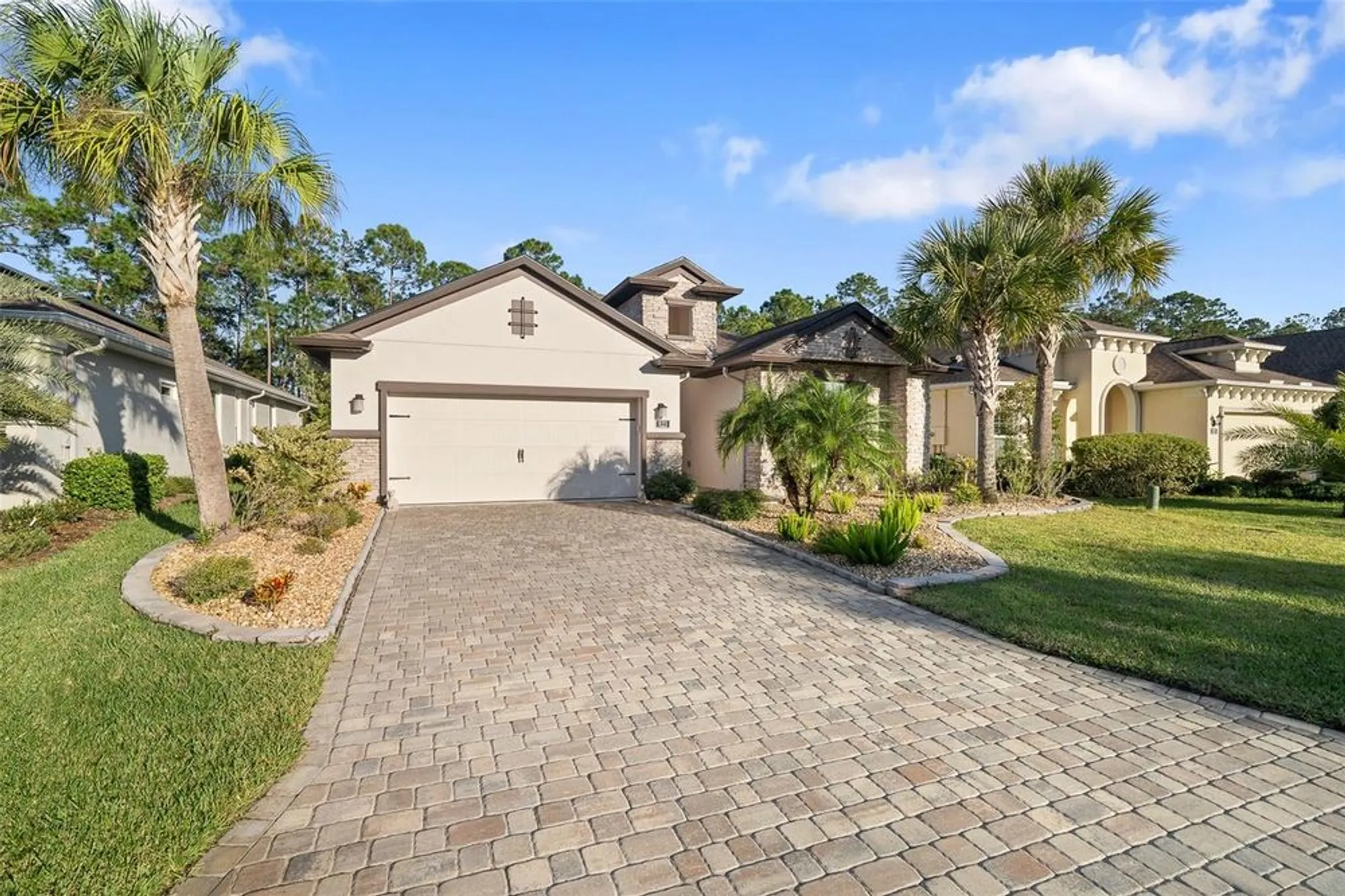 Property Slideshow image 3 of 65 | 823 creekwood dr, Ormond Beach, FL, 32174