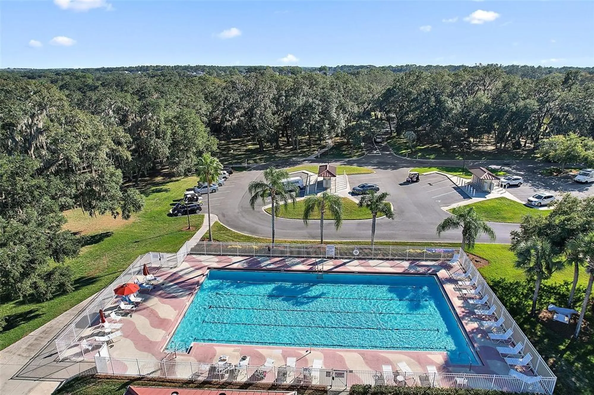 Property Slideshow image 7 of 41 | 5618 rosewall cir, Leesburg, FL, 34748