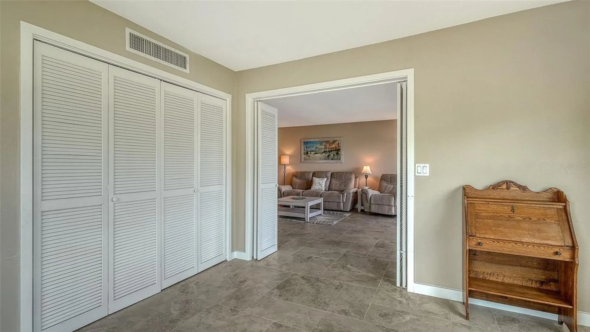 Property Slideshow image 27 of 48 | 7251 w country club dr 225, Sarasota, FL, 34243