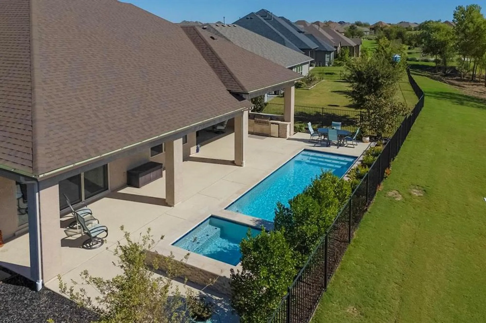 Property Slideshow image 6 of 40 | 11013 cartwright dr, Denton, TX, 76207