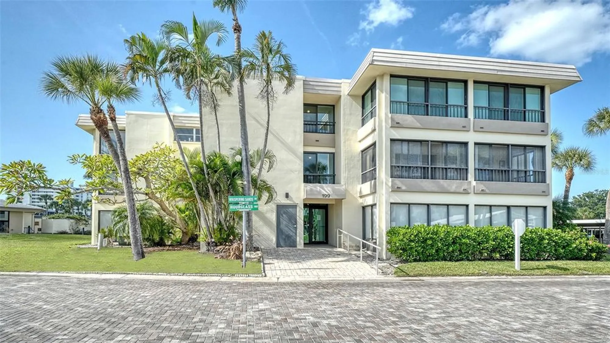 Property Slideshow image 42 of 71 | 199 whispering sands dr apt 201, Sarasota, FL, 34242
