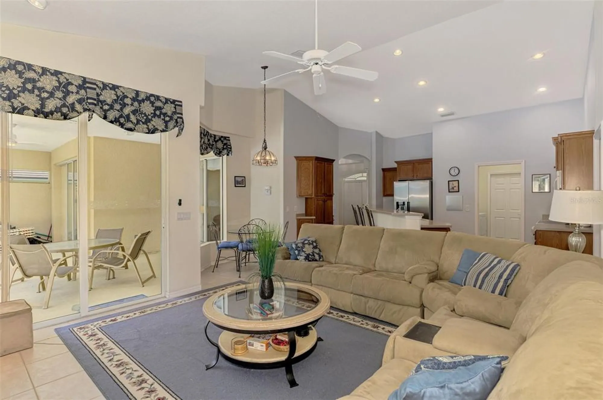 Property Slideshow image 23 of 62 | 6644 butlers crest dr, Bradenton, FL, 34203