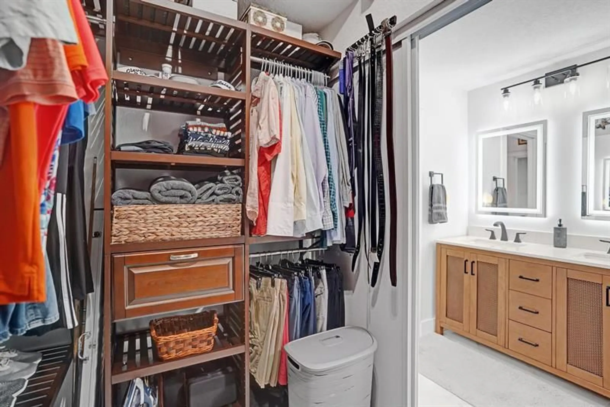 Property Slideshow image 47 of 57 | 7755 yardley dr 209, Tamarac, FL, 33321