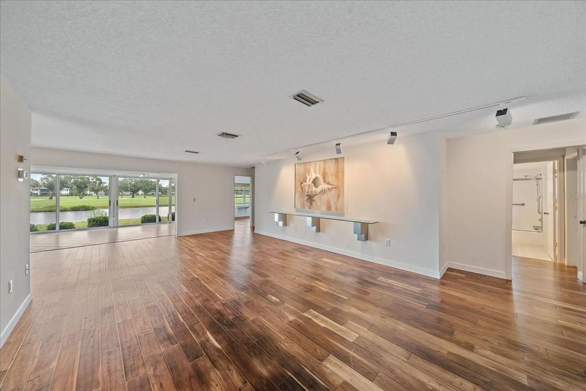 Property Slideshow image 4 of 36 | 7077 w country club dr, Sarasota, FL, 34243