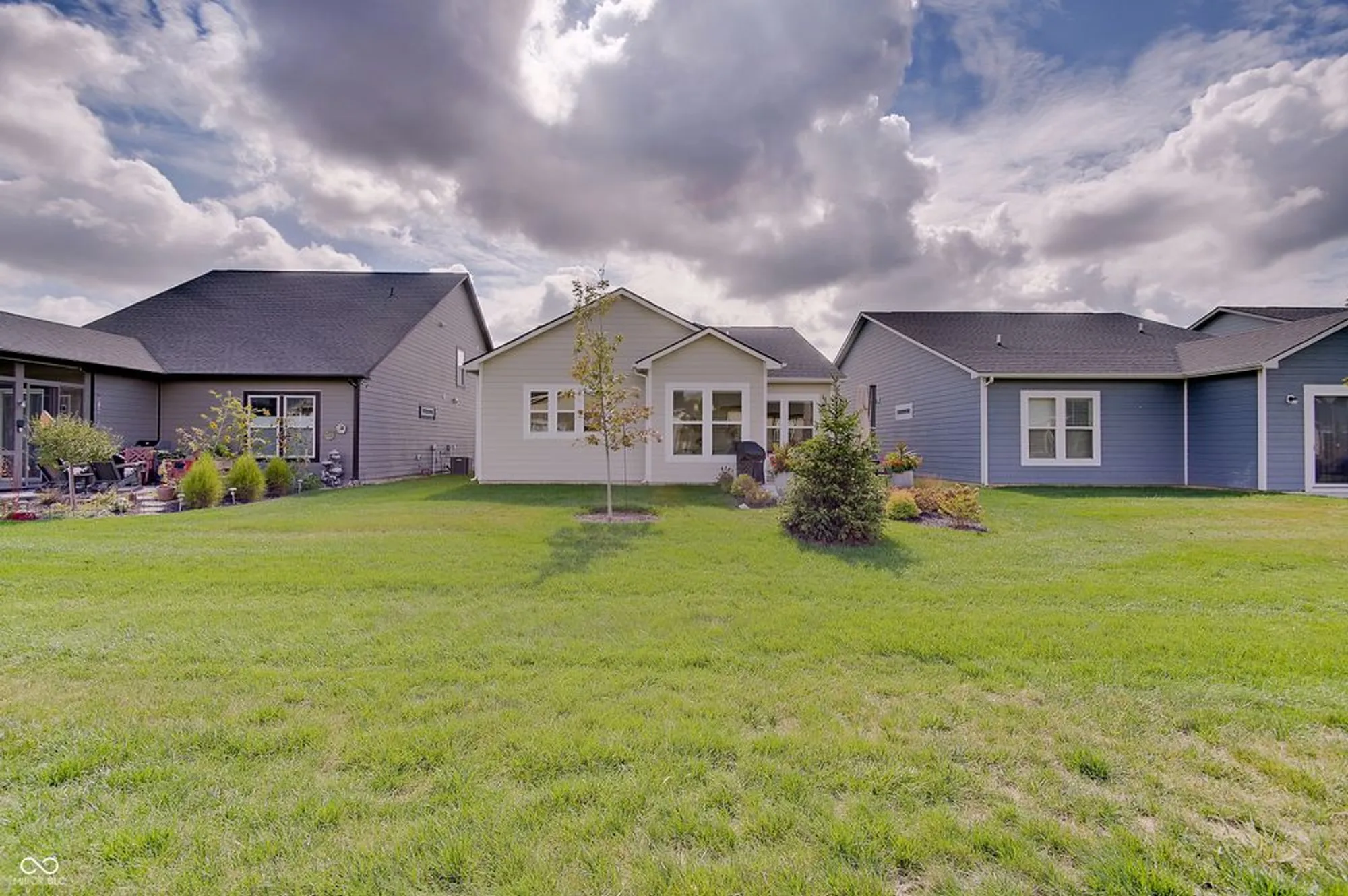 Property Slideshow image 34 of 46 | 2698 old rosebud ln, Westfield, IN, 46074