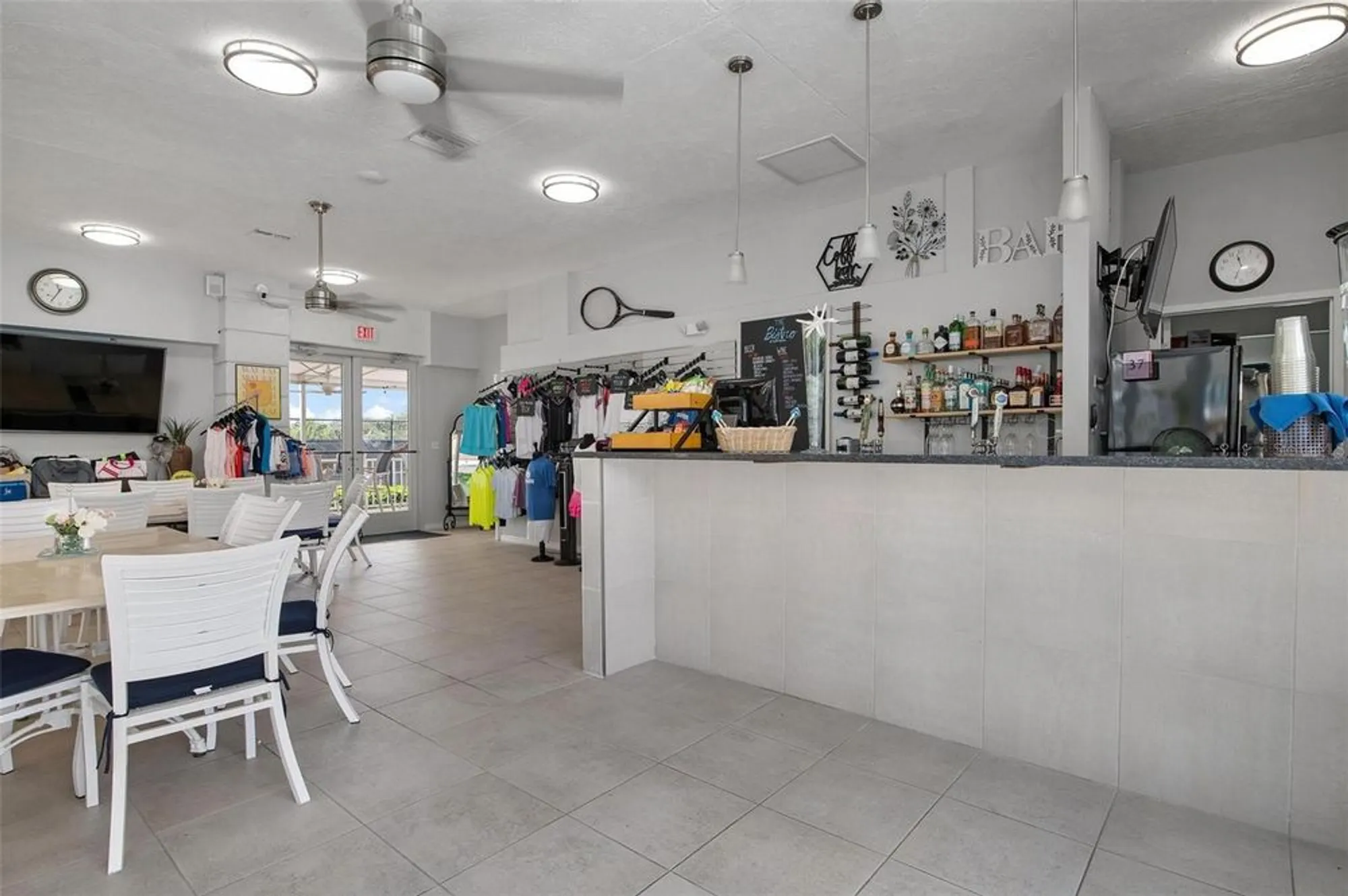 Property Slideshow image 51 of 68 | 458 cerromar rd 483, Venice, FL, 34293