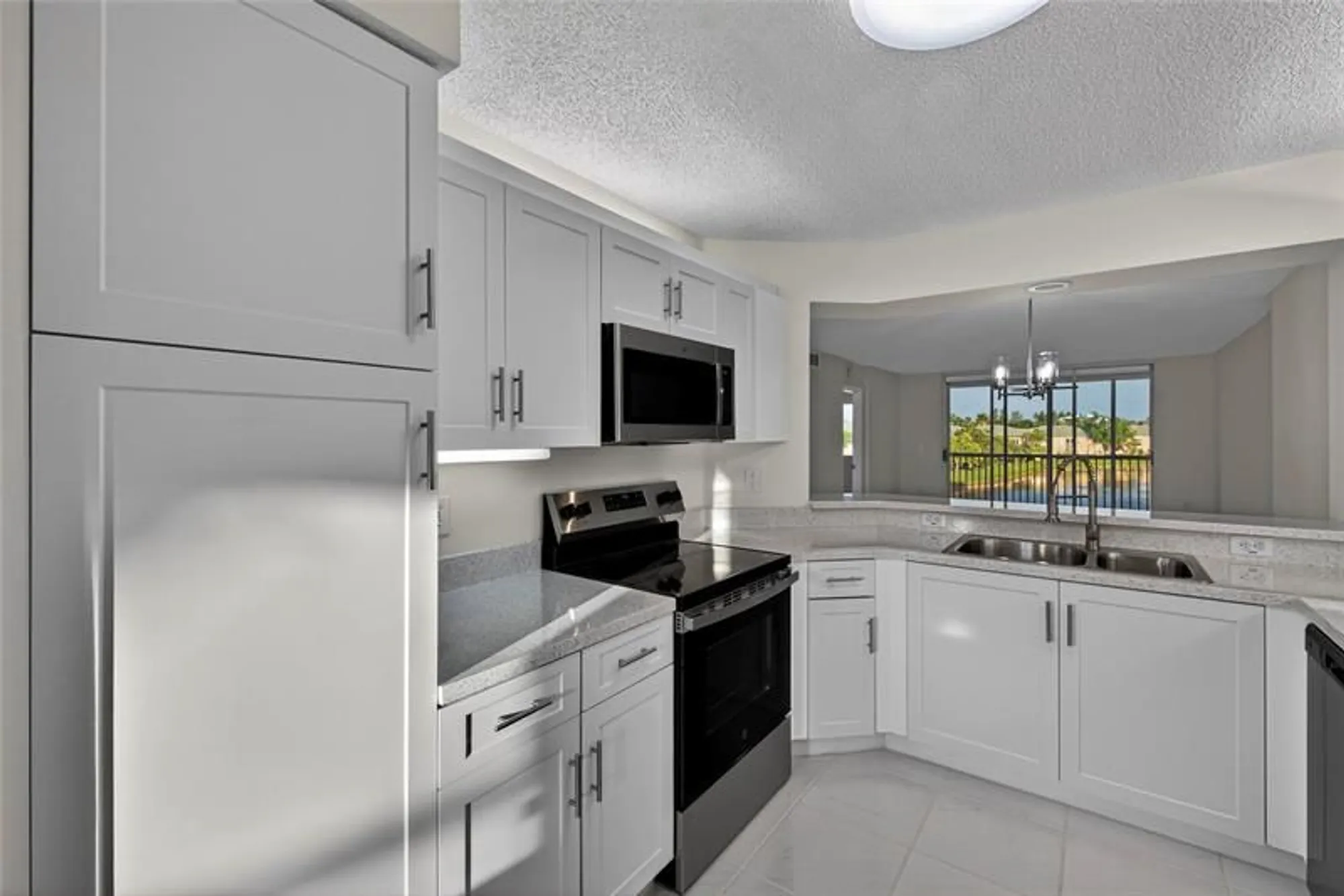 Property Slideshow image 4 of 39 | 7882 trent dr 310, Tamarac, FL, 33321