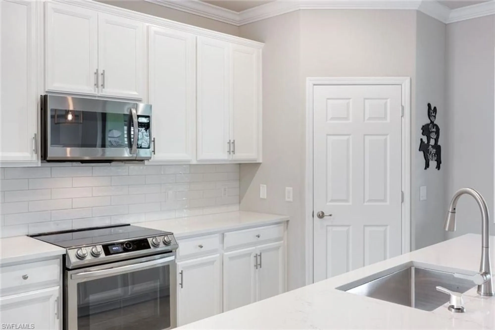 Property Slideshow image 14 of 39 | 17280 cherrywood ct 6002, Bonita Springs, FL, 34135