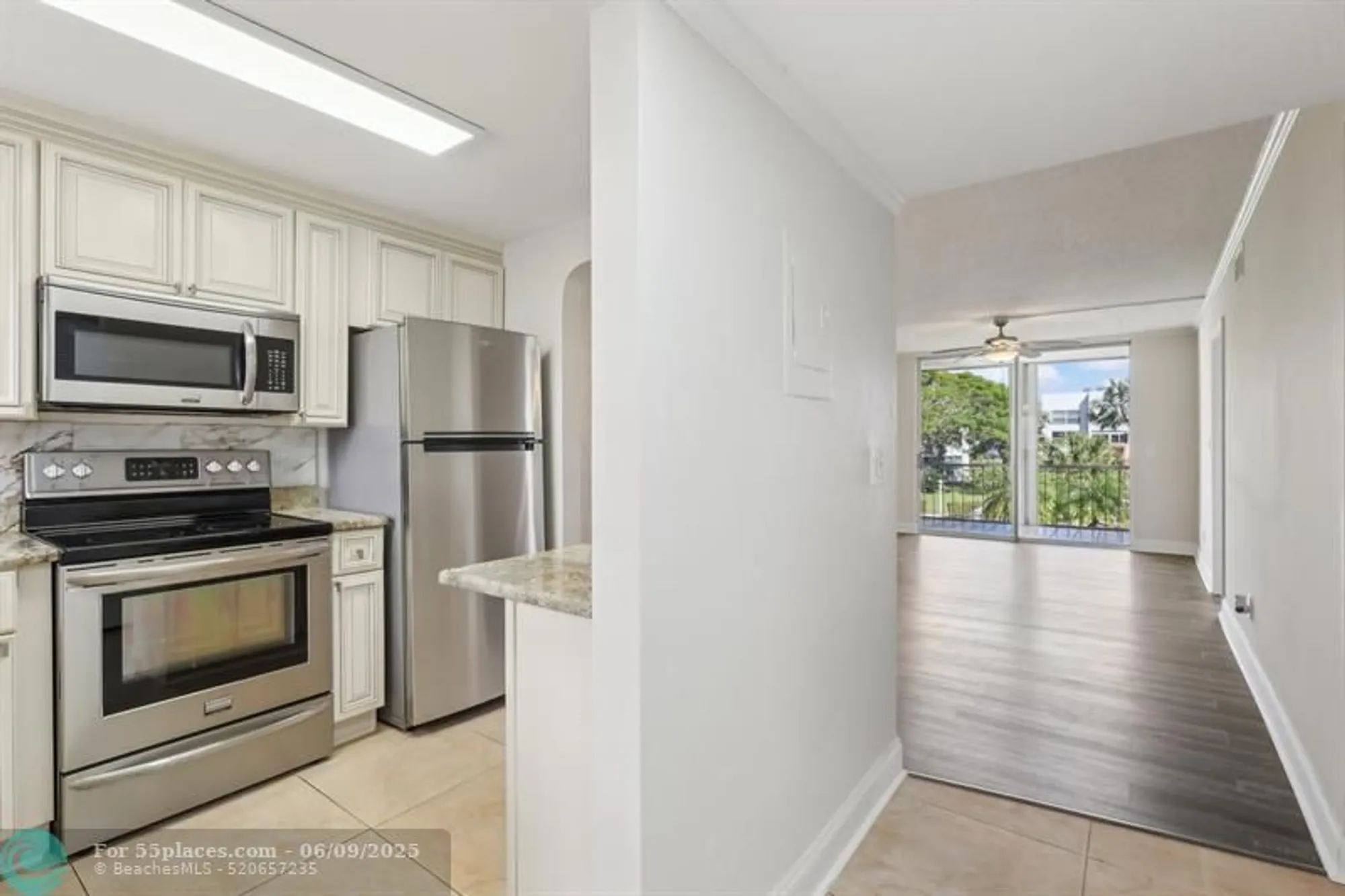 Property Slideshow image 9 of 49 | 6650 royal palm blvd apt 212, Margate, FL, 33063