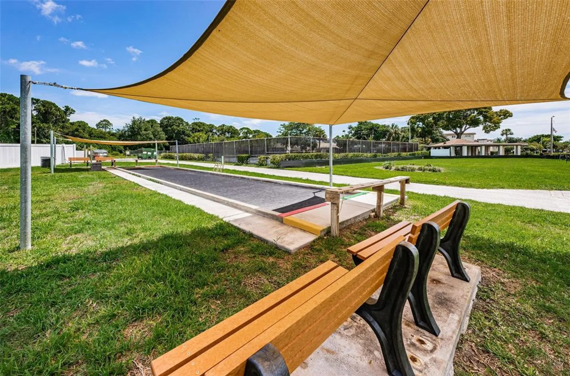 Property Slideshow image 58 of 84 | 5501 80th st n unit 405, St Petersburg, FL, 33709