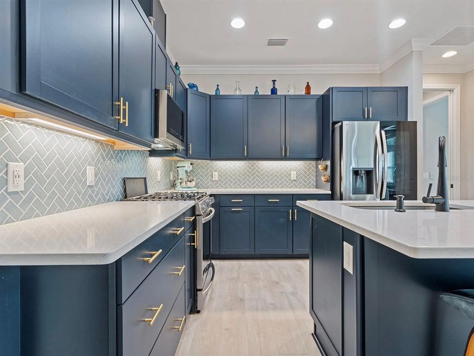 Property Slideshow image 8 of 31 | 832 margaritaville ave, Daytona Beach, FL, 32124