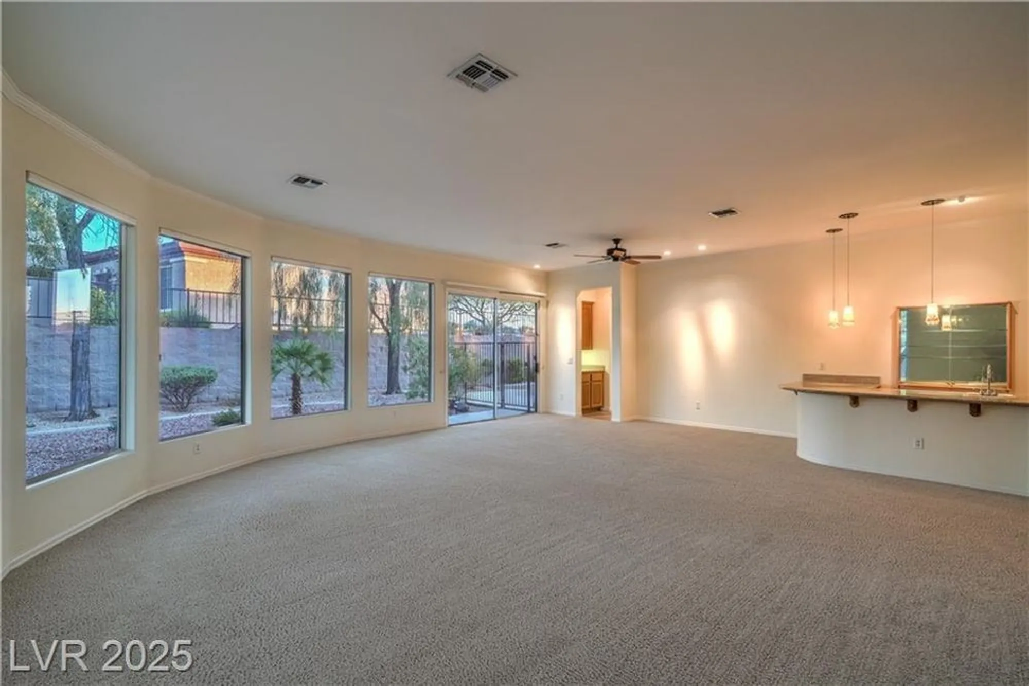 Property Slideshow image 7 of 65 | 2170 peyten park st, Henderson, NV, 89052