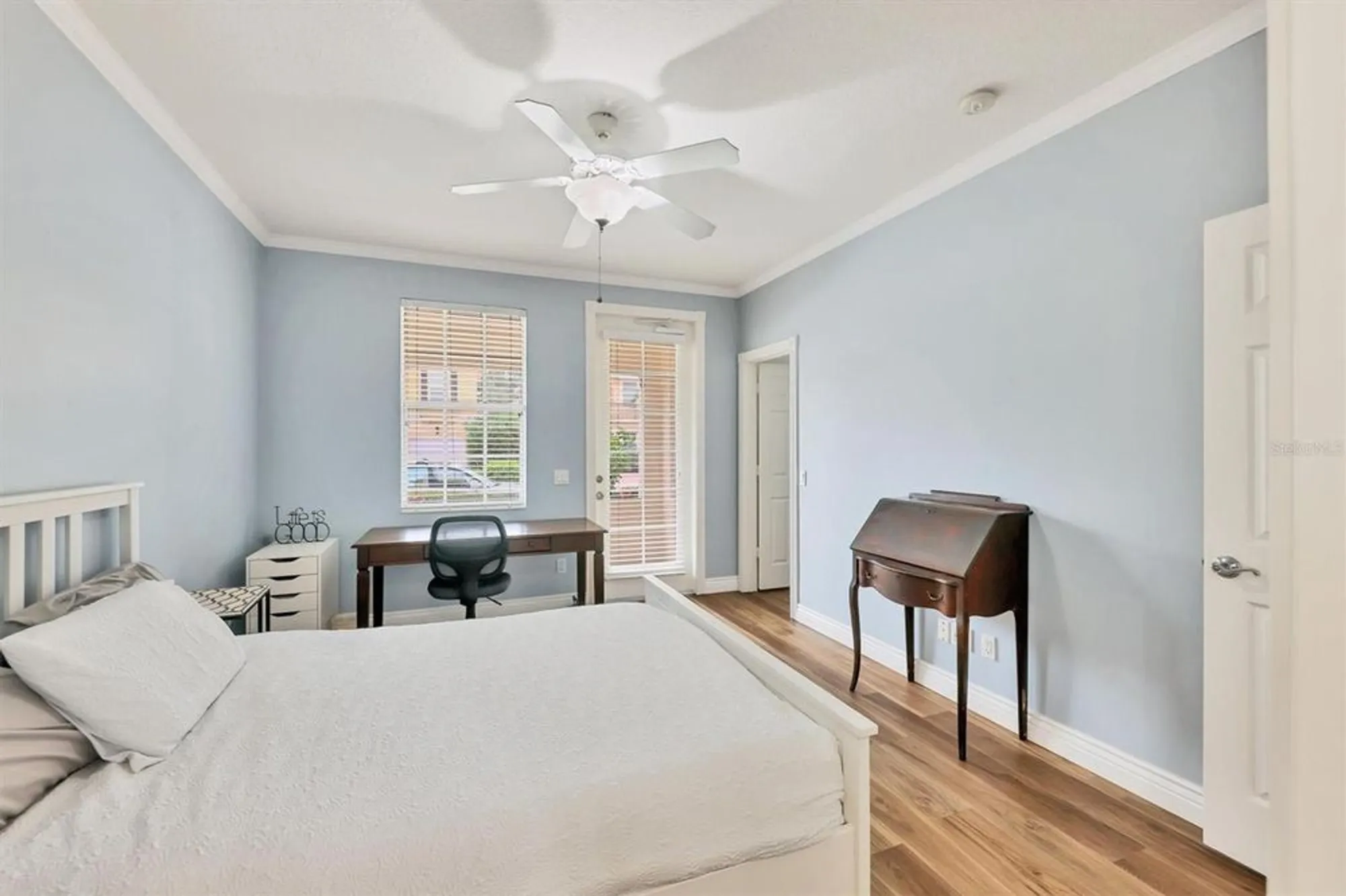 Property Slideshow image 18 of 71 | 7629 bergamo ave, Sarasota, FL, 34238