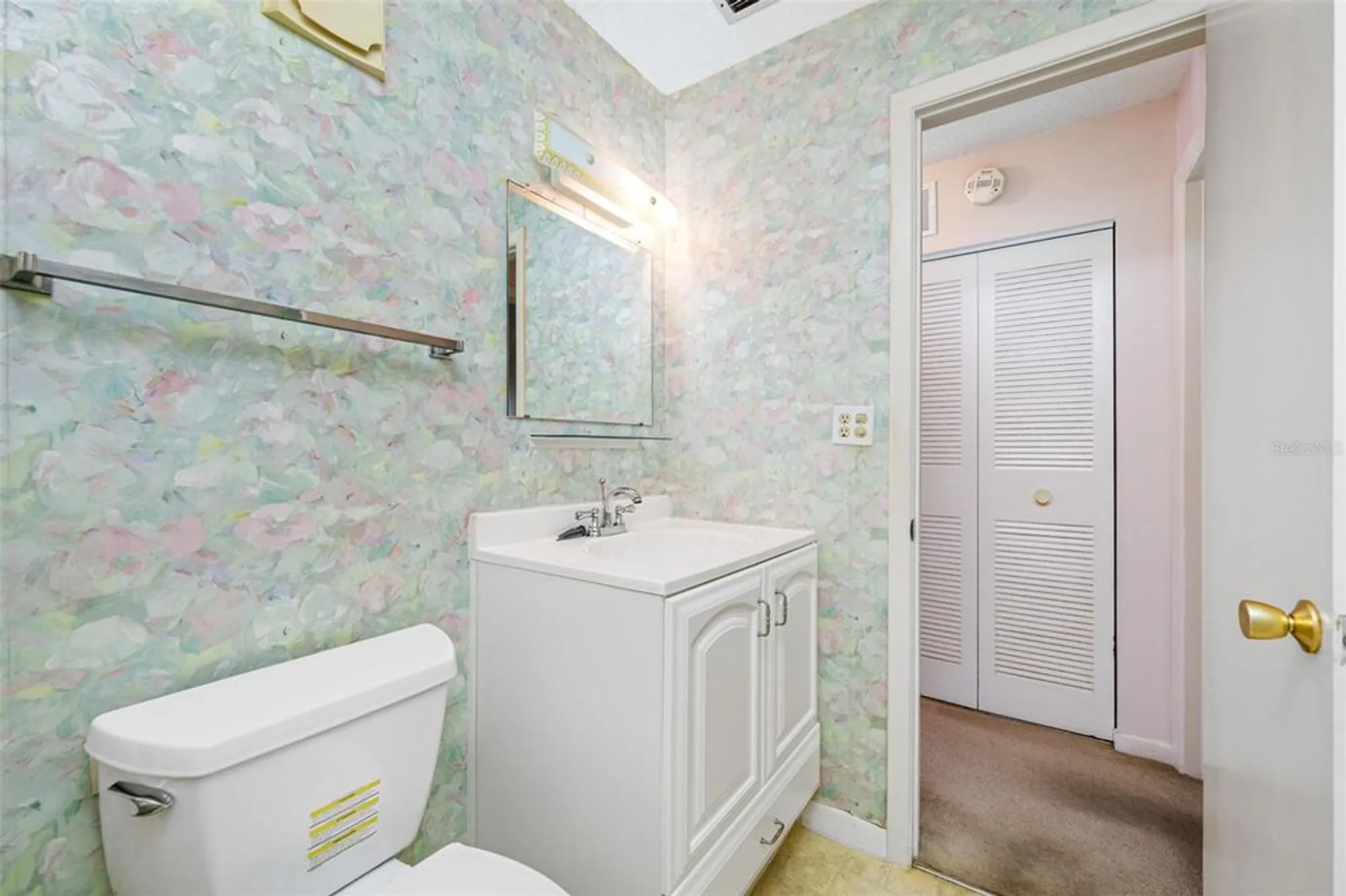 Property Slideshow image 26 of 44 | 5521 80th st n unit 310, St Petersburg, FL, 33709