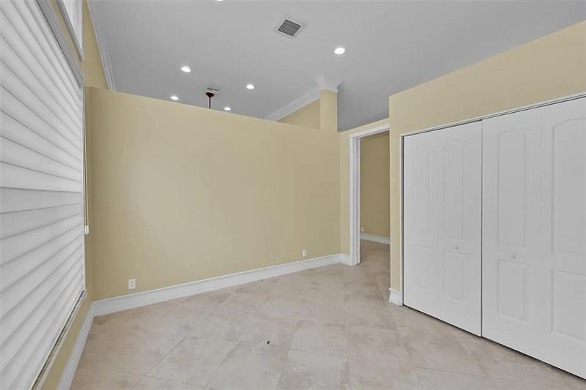 Property Slideshow image 26 of 61 | 7200 veneto dr, Boynton Beach, FL, 33437