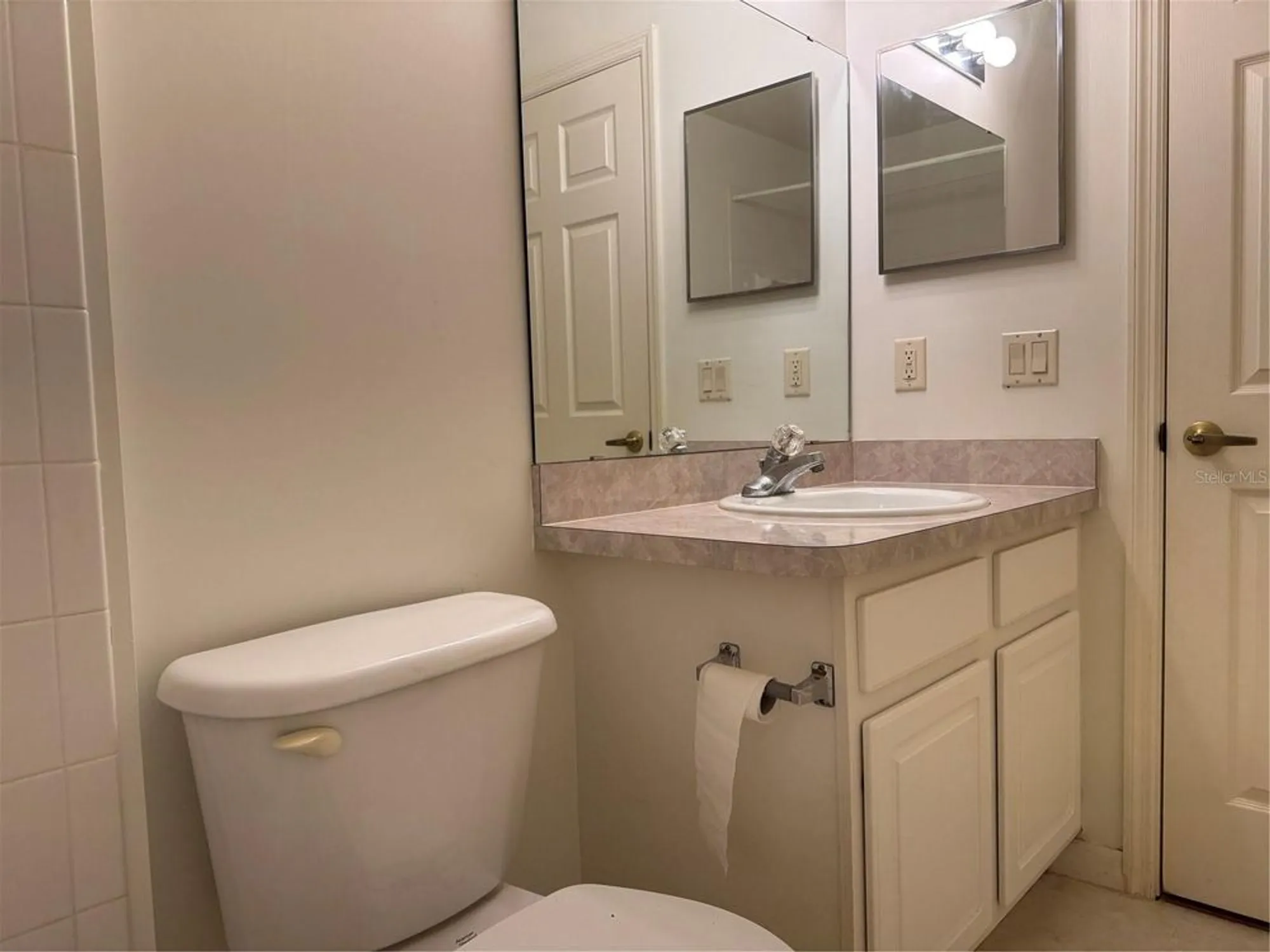 Property Slideshow image 18 of 27 | 3323 songbird ln, Lakeland, FL, 33811