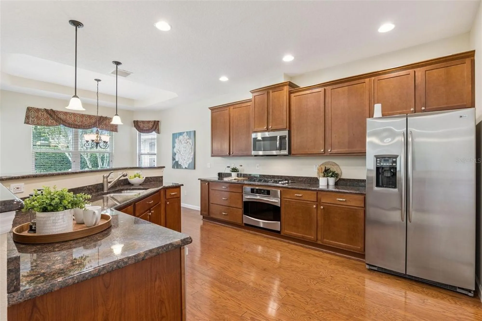 Property Slideshow image 9 of 48 | 1612 lincolnshire dr, Deland, FL, 32724