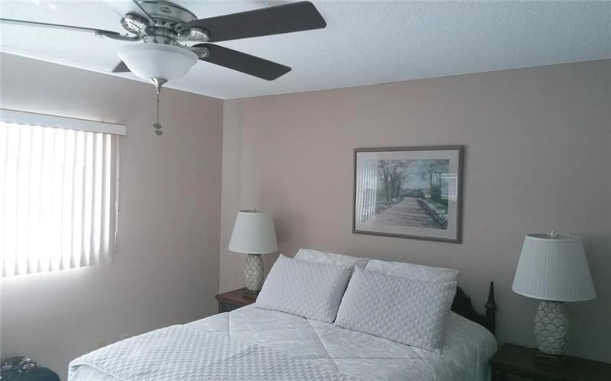 Property Slideshow image 17 of 62 | 206 se 10th st 406, Dania Beach, FL, 33004
