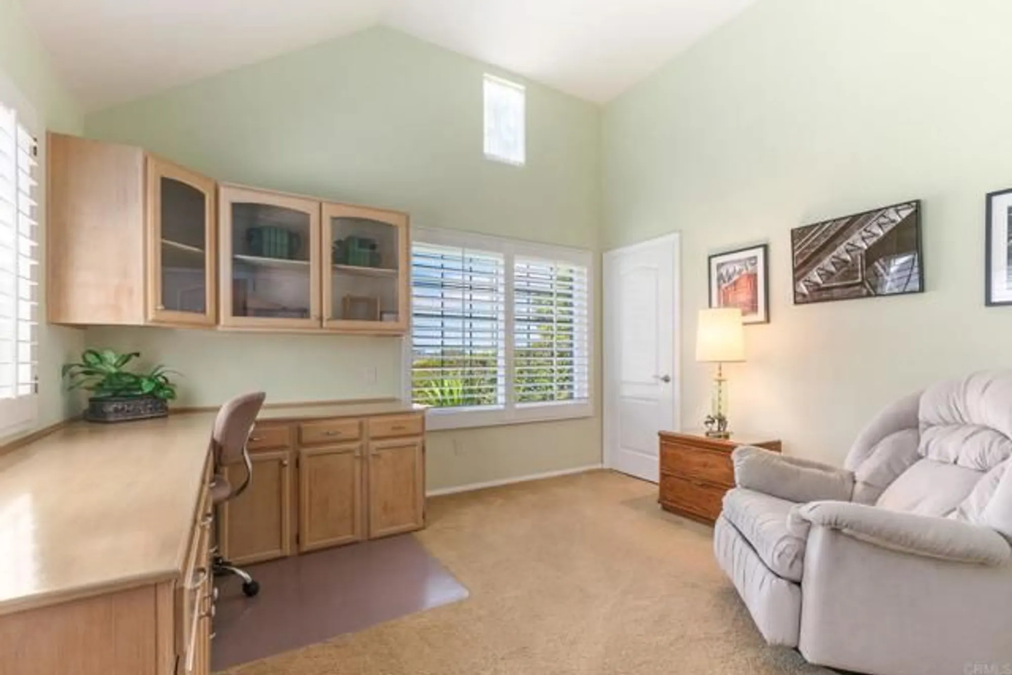 Property Slideshow image 20 of 33 | 1911 la subida way, San Marcos, CA, 92078