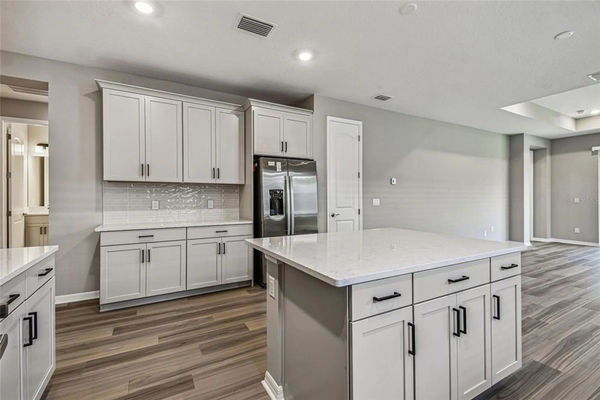 Property Slideshow image 9 of 43 | 18088 cherished loop, Lakewood Ranch, FL, 34211