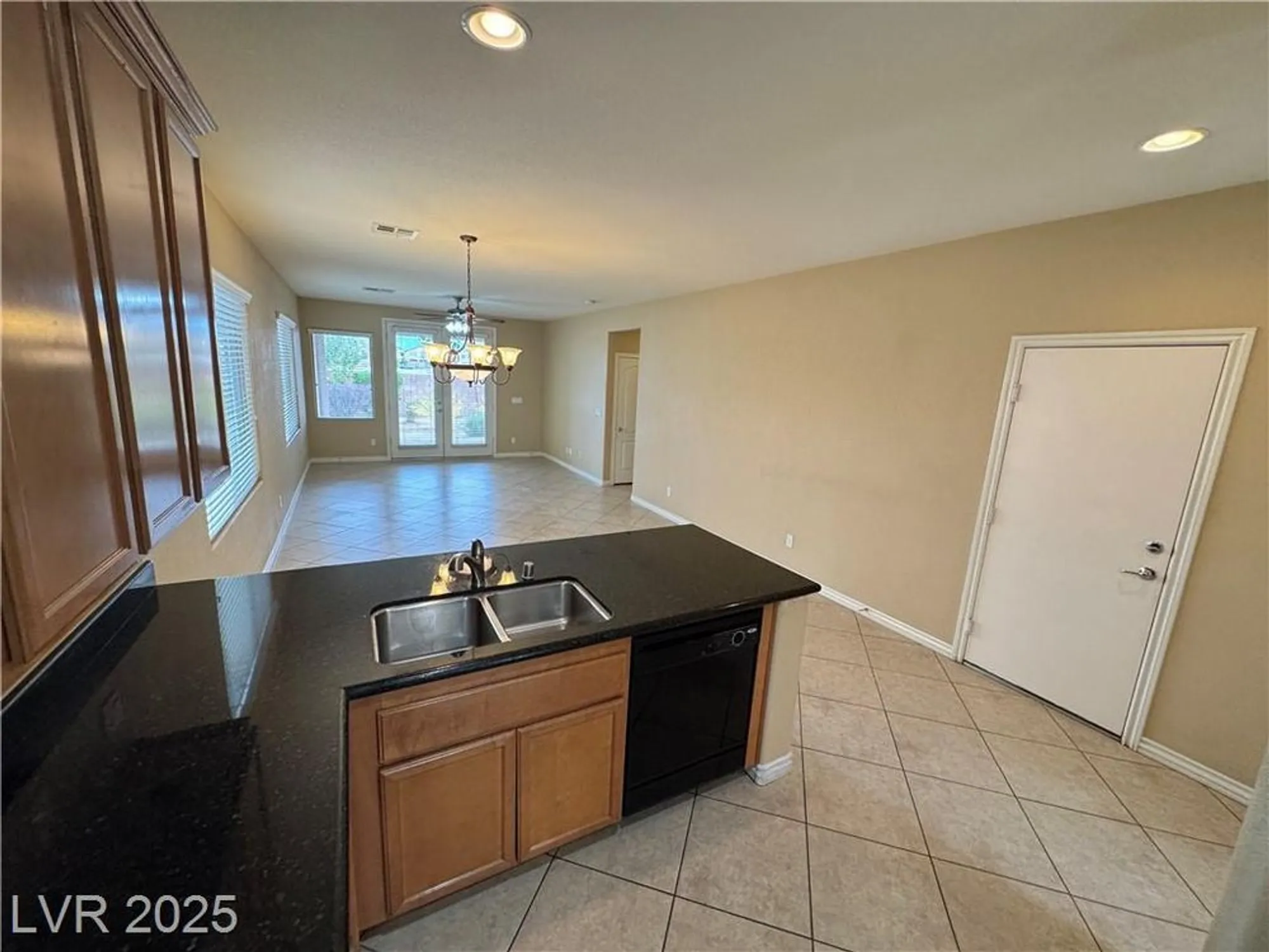 Property Slideshow image 7 of 64 | 5913 saratoga reserve st, North Las Vegas, NV, 89081