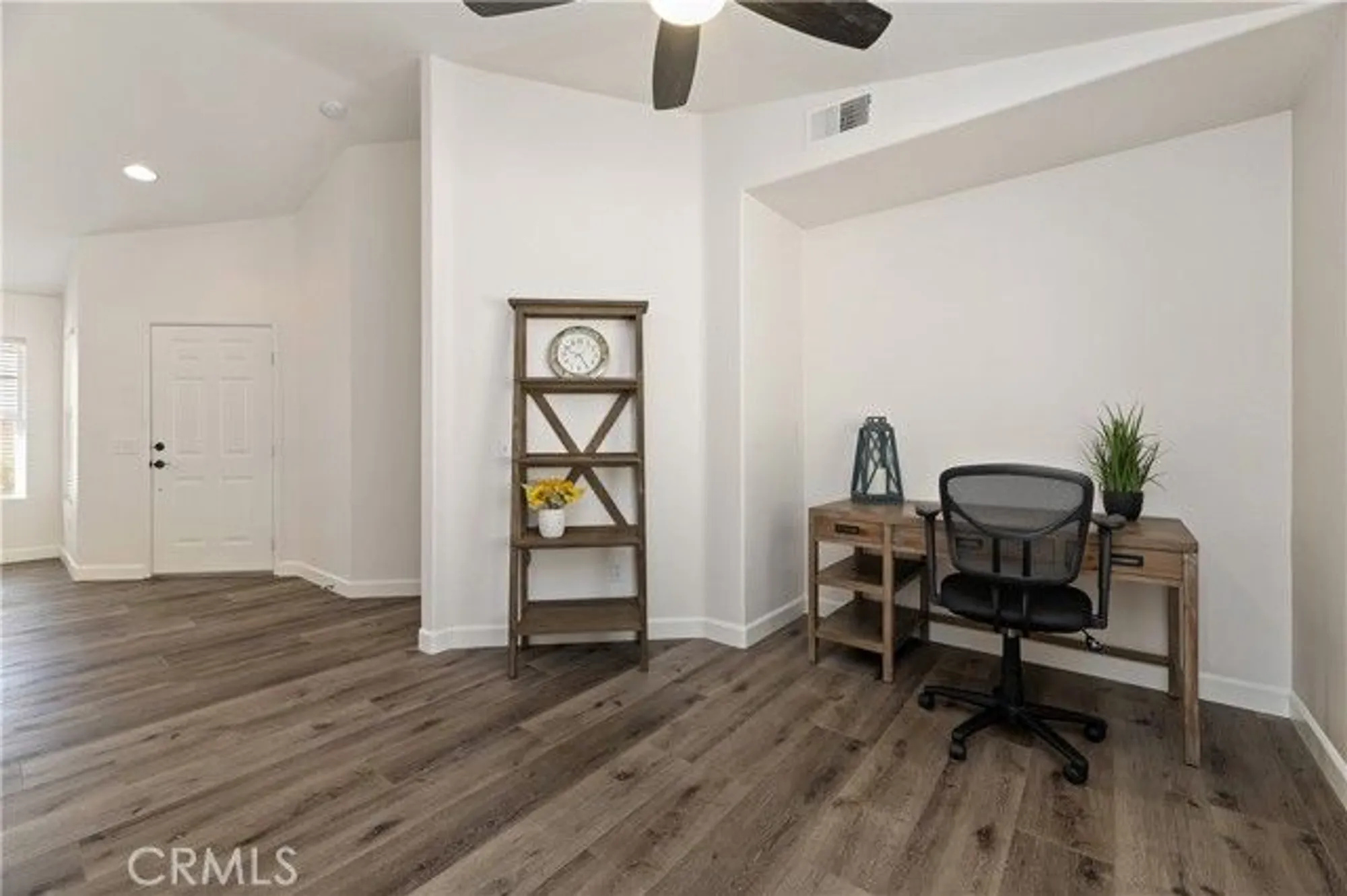 Property Slideshow image 12 of 61 | 40725 corte albara, Murrieta, CA, 92562