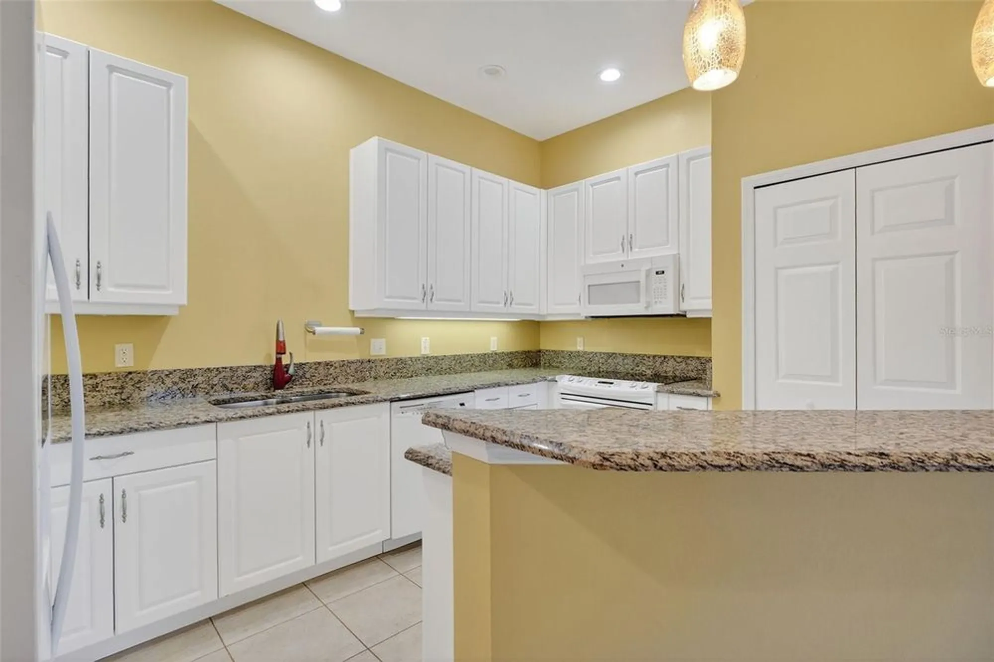 Property Slideshow image 16 of 38 | 1300 hansberry ln, Ormond Beach, FL, 32174