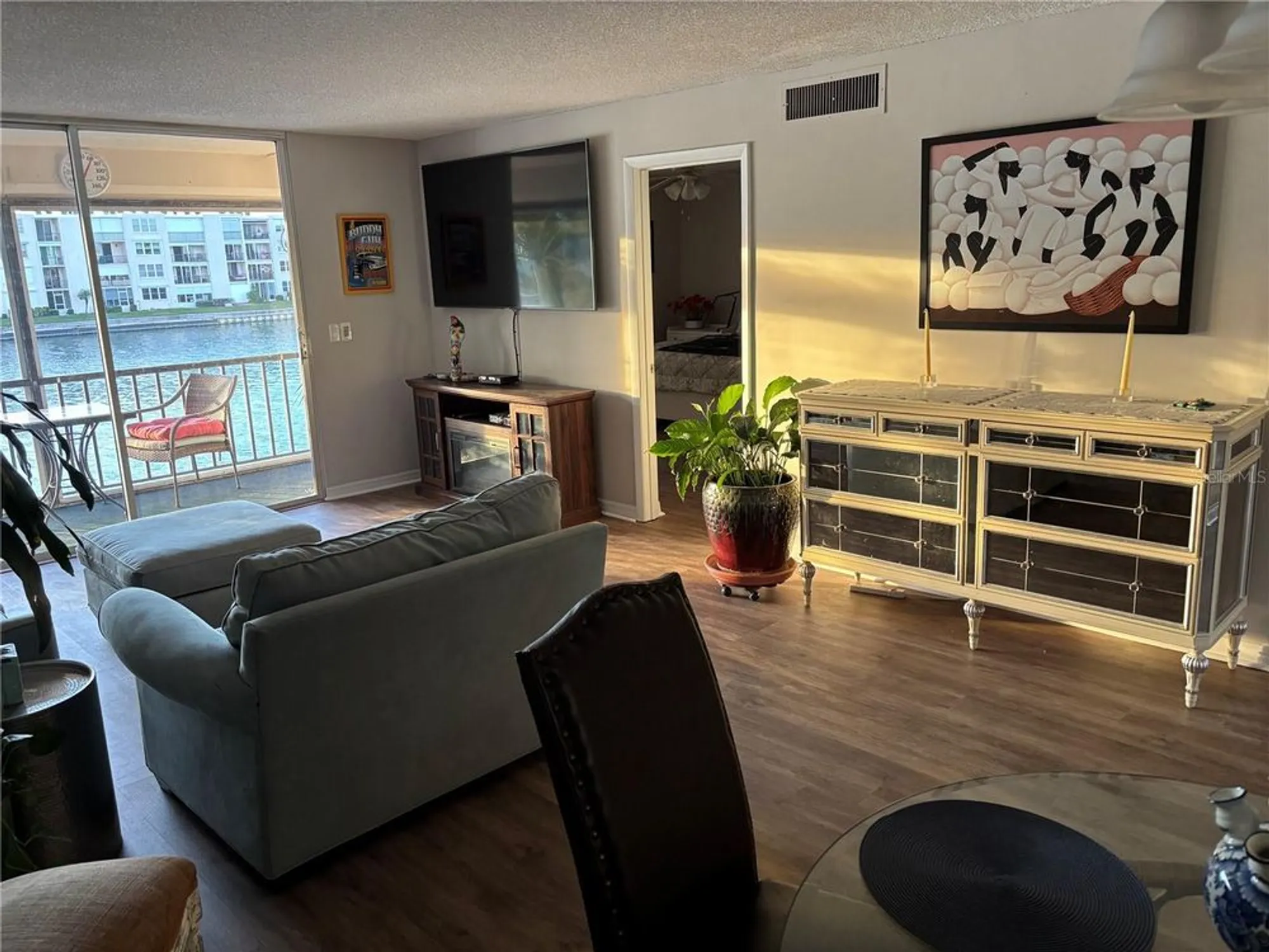 Property Slideshow image 11 of 41 | 7540 bay island dr 251, South Pasadena, FL, 33707