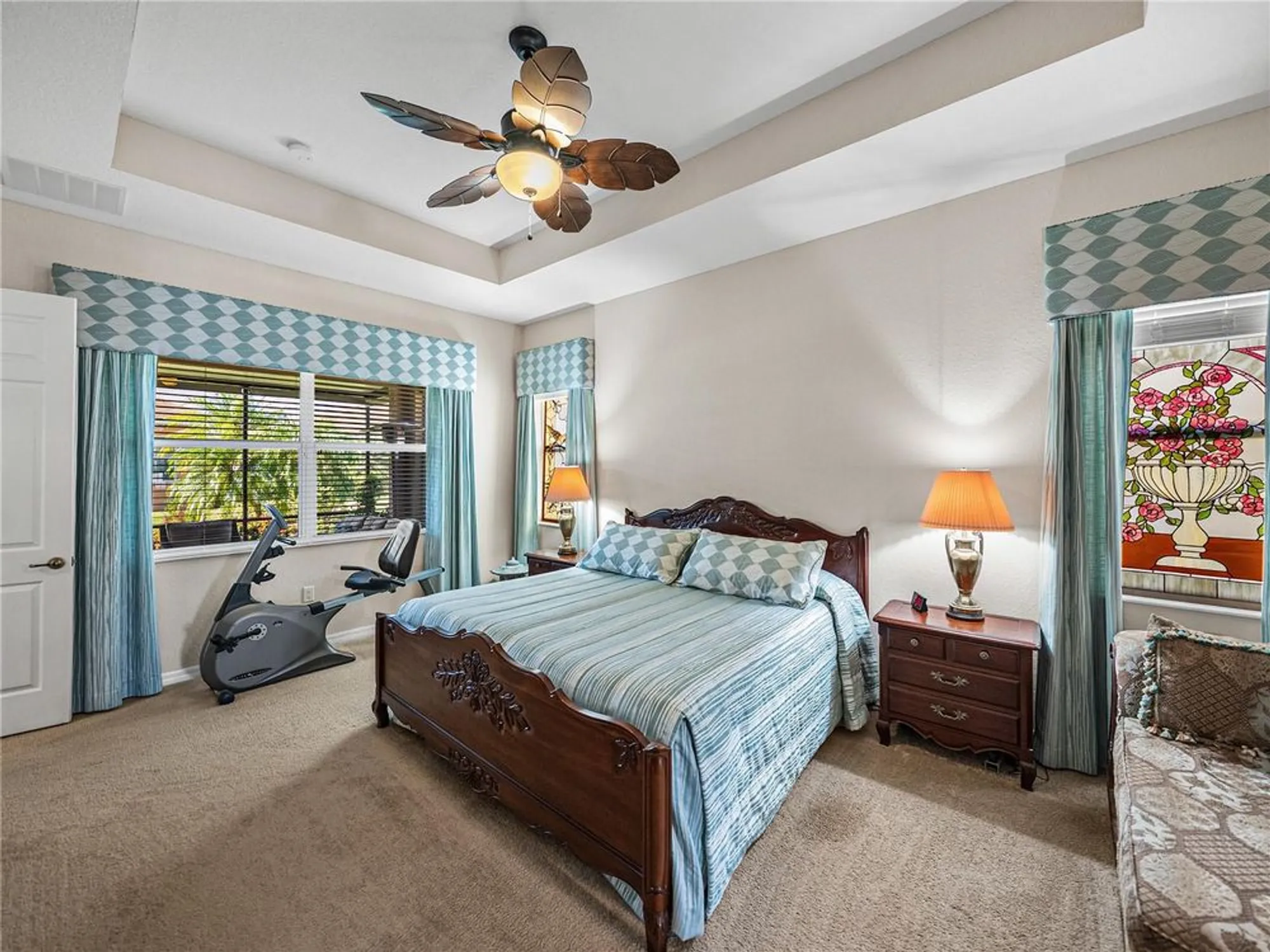 Property Slideshow image 27 of 98 | 4433 ventana ln, Lake Wales, FL, 33859