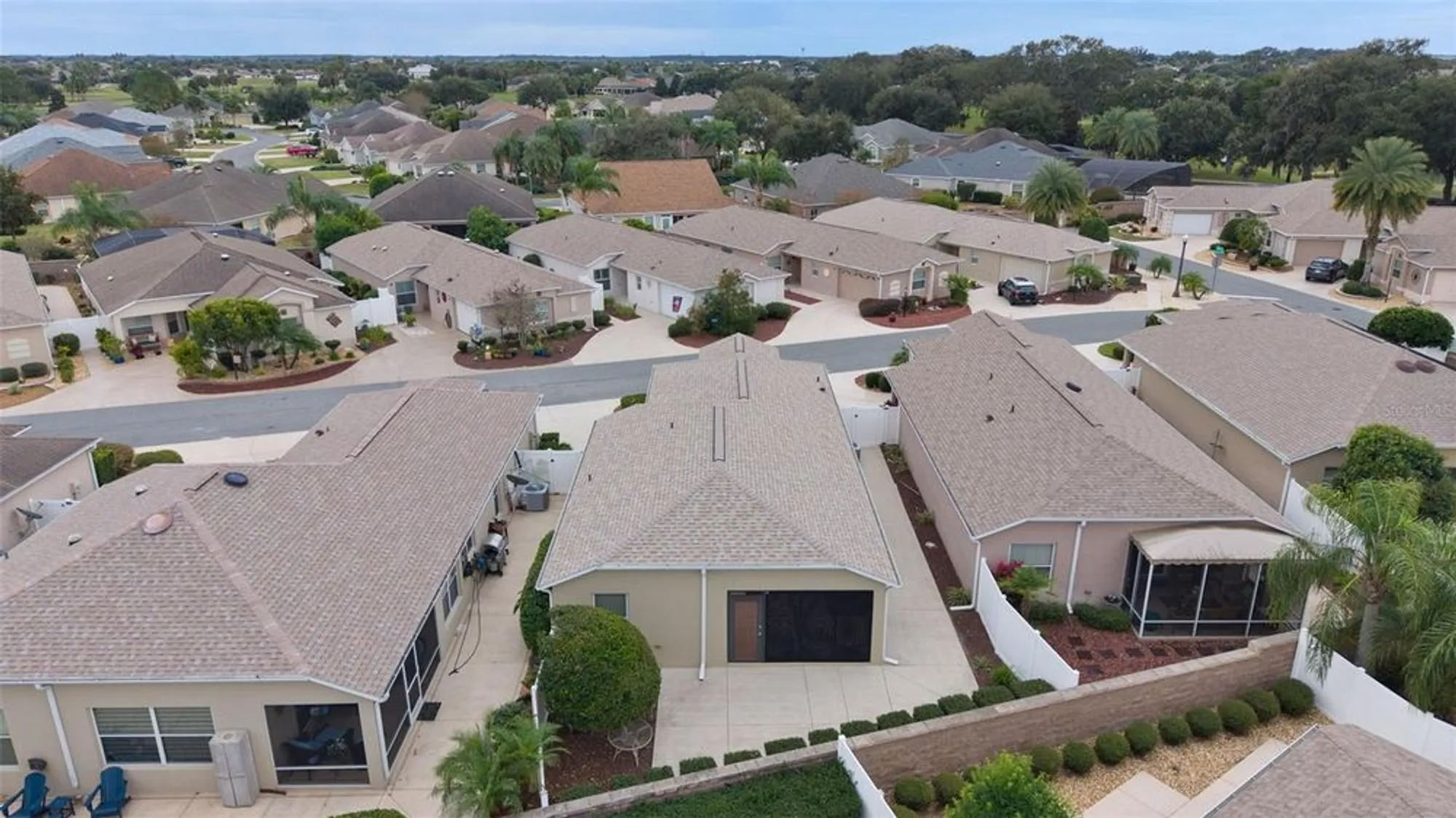 Property Slideshow image 37 of 50 | 2019 altamonte way, The Villages, FL, 32162